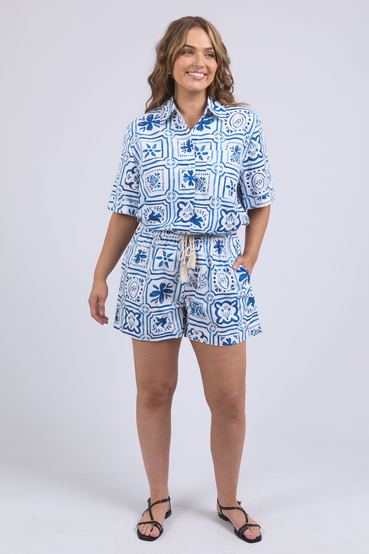 Dolce Tile Short Ocean Tile Print
