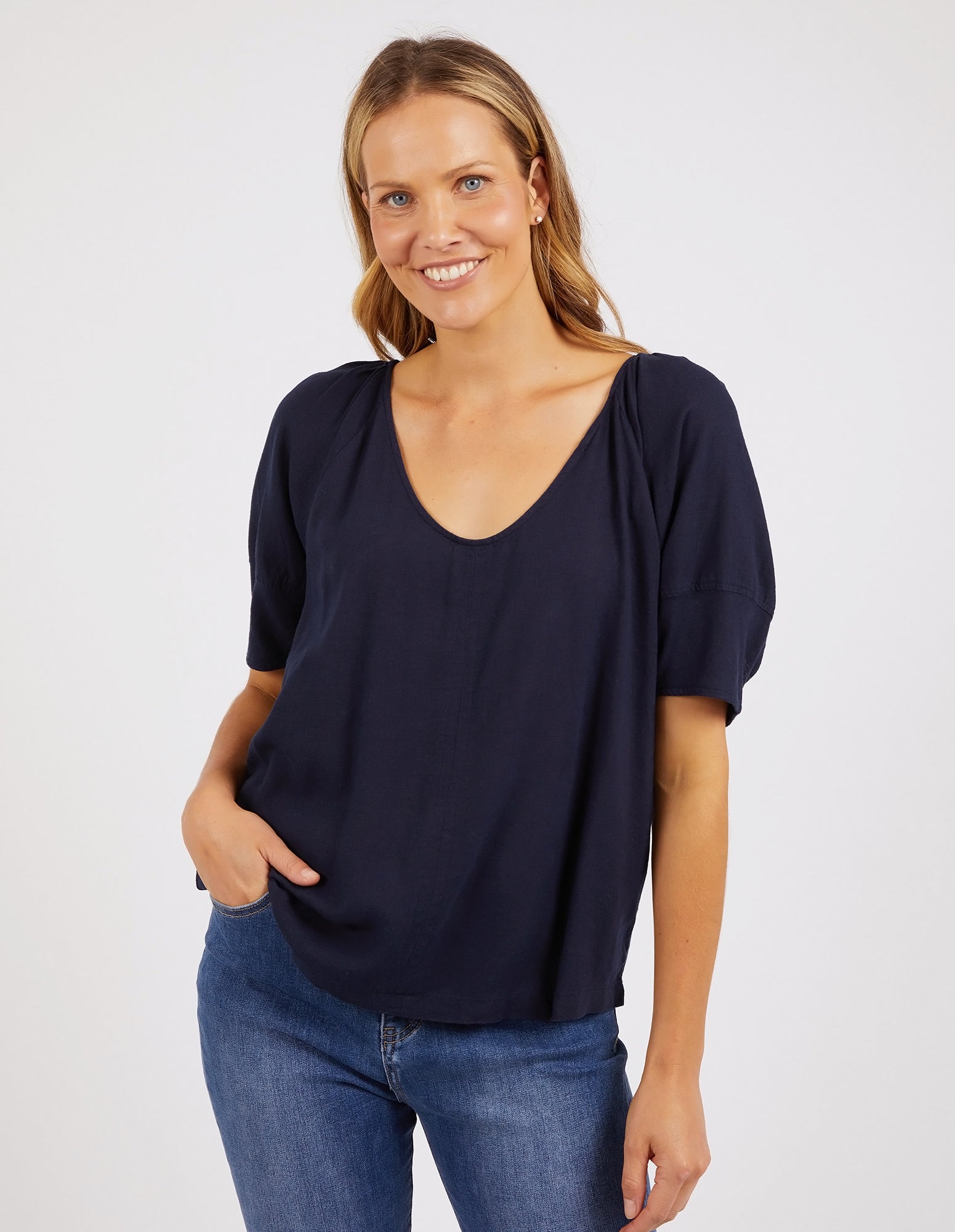 The Grove Top Navy