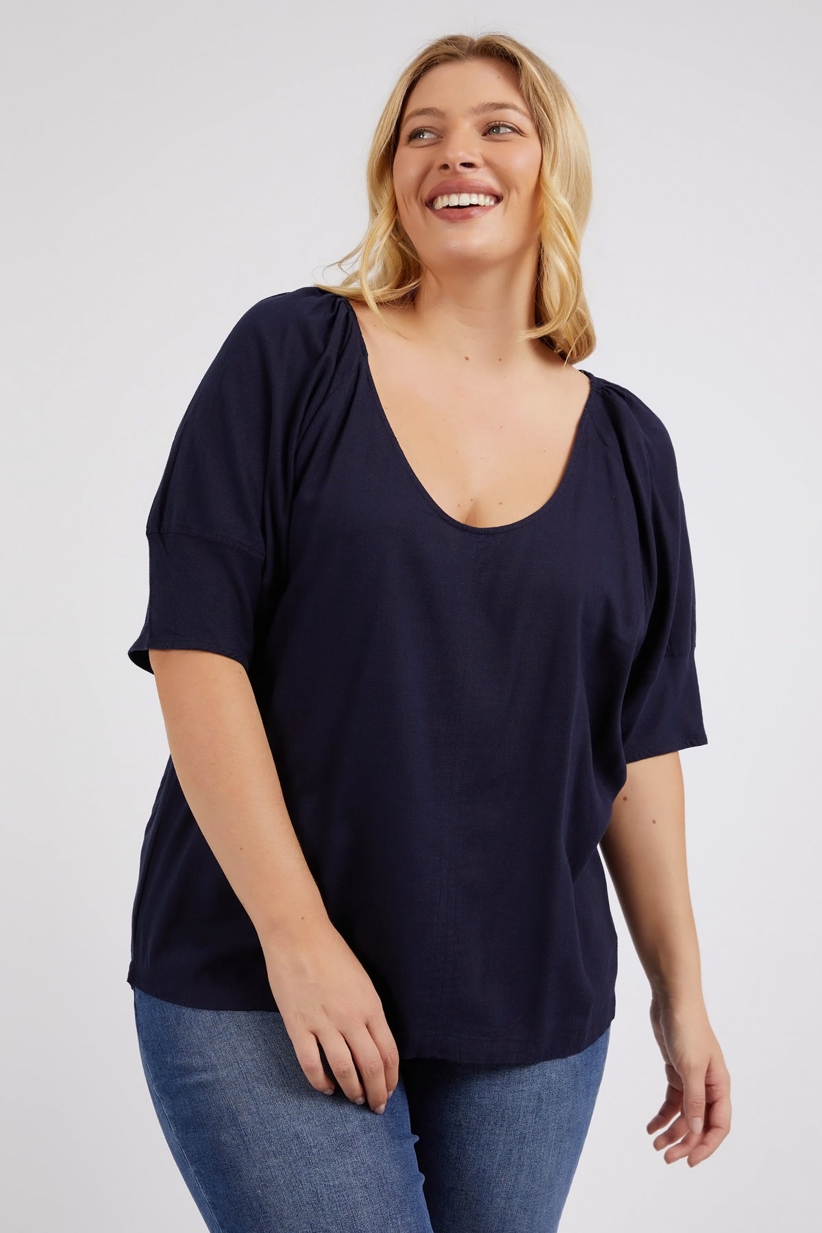 The Grove Top Navy