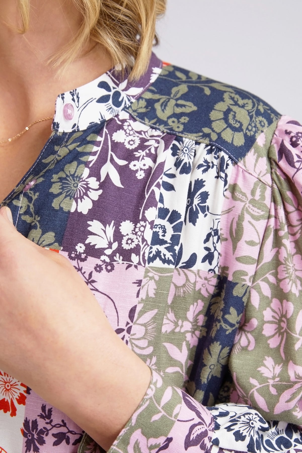 Linear Floral Print Blouse