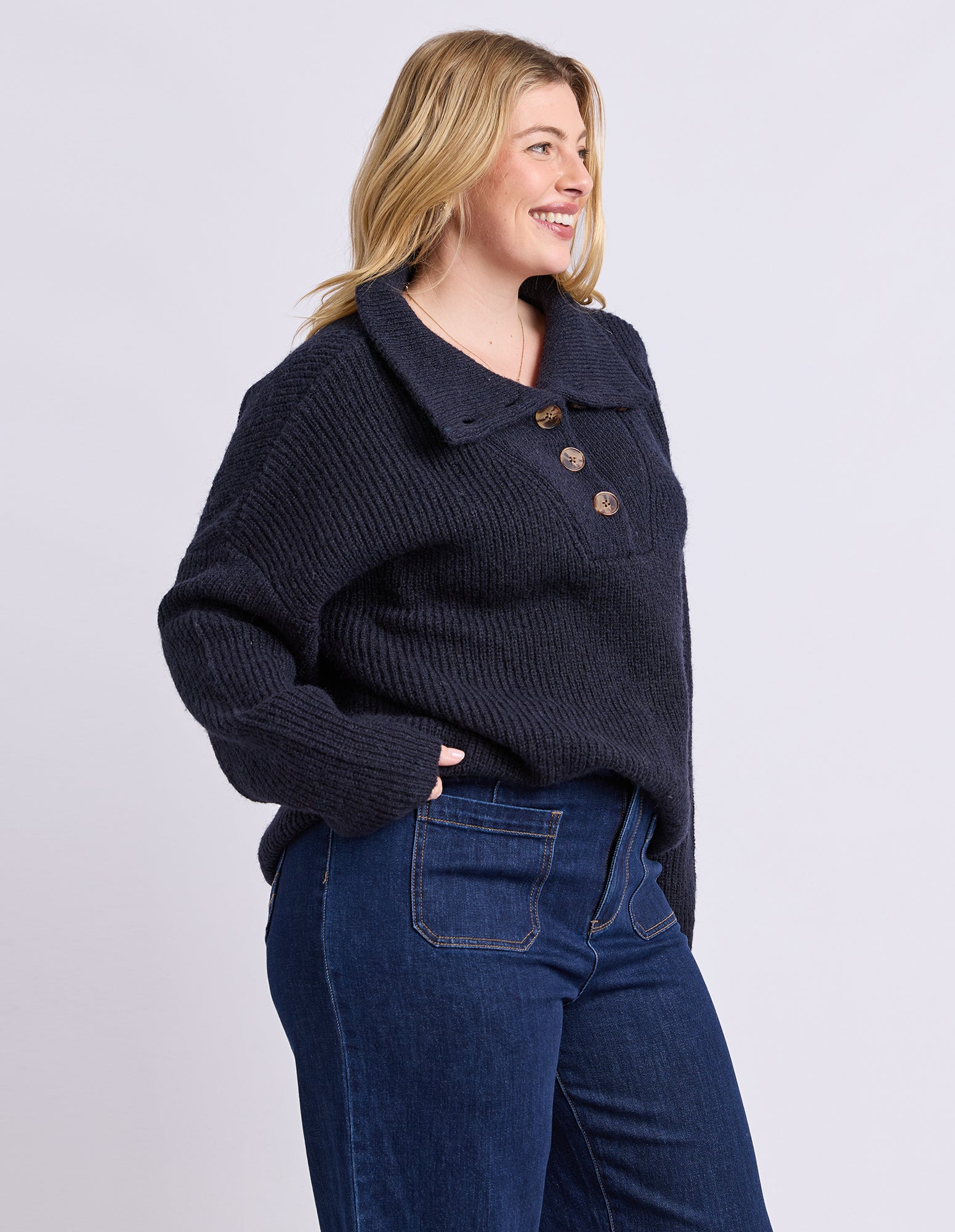 8139031.NAVY_4_C_1776054971000