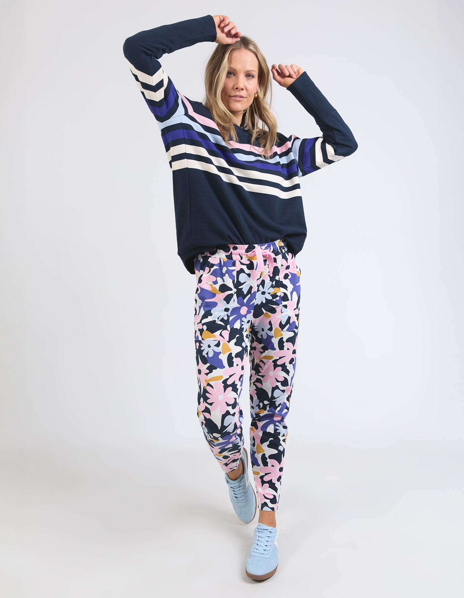 8139065.NAVY_2_1742955353000