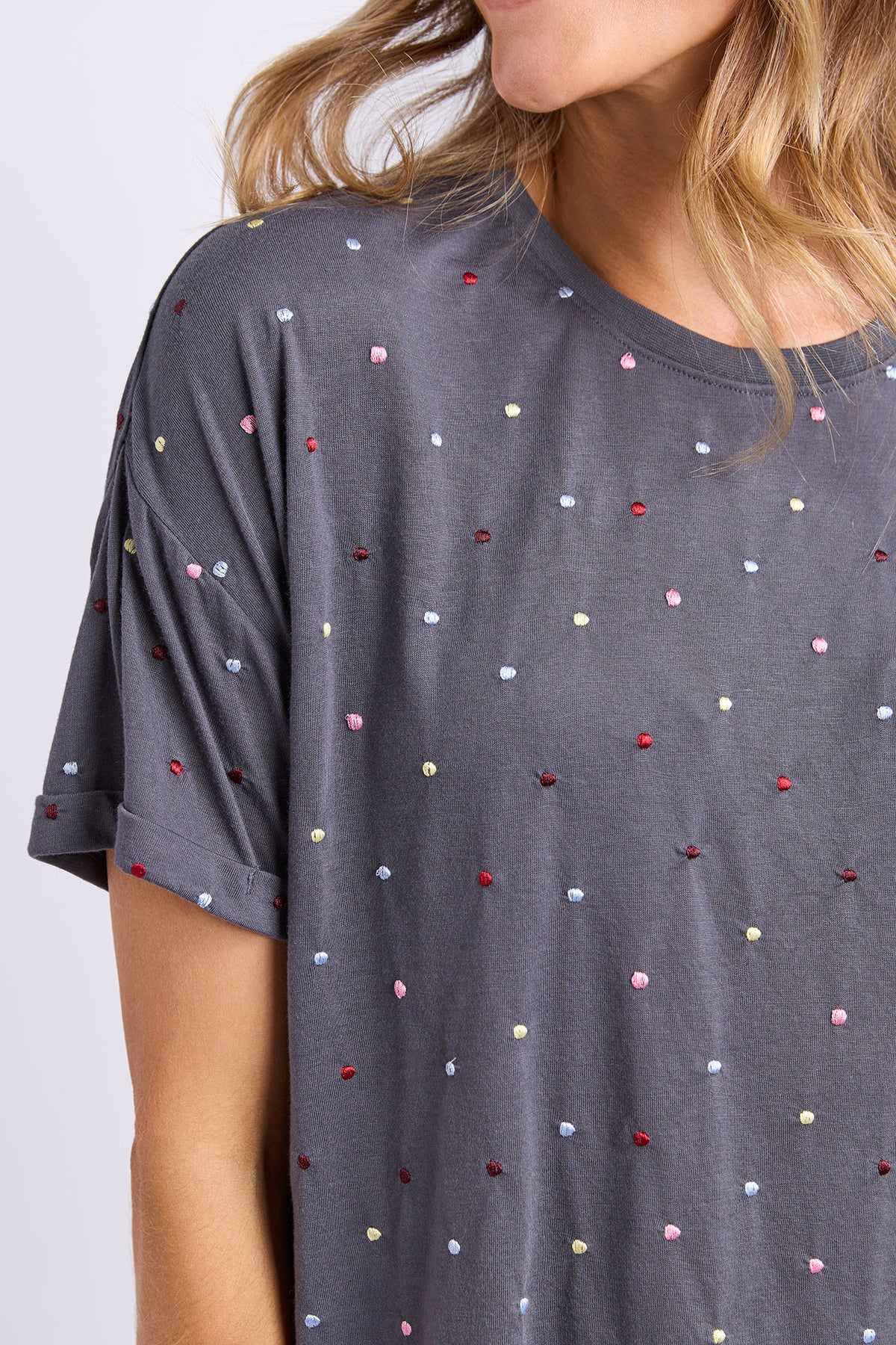 Festive Spot Tee Charcoal