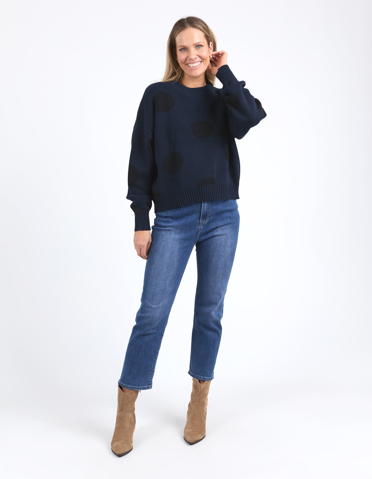8158040.NAVY_2_1743996150000