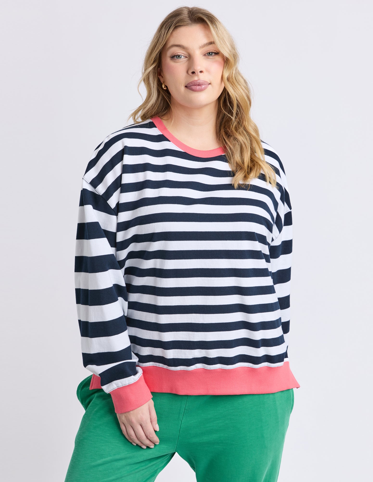 8158071.NAVY_1_C_1748237607000