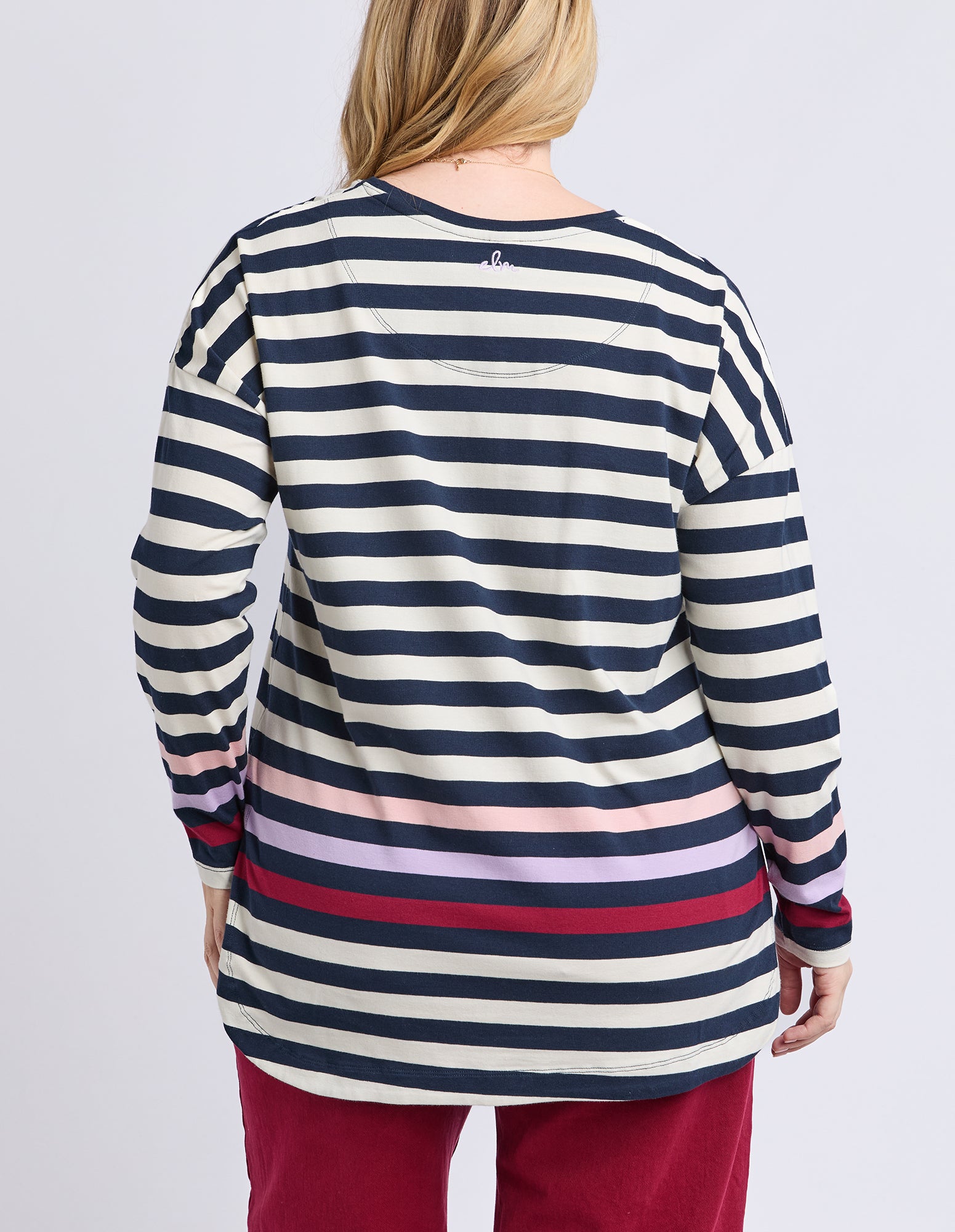 8158076.NAVY_3_C_1776055044000
