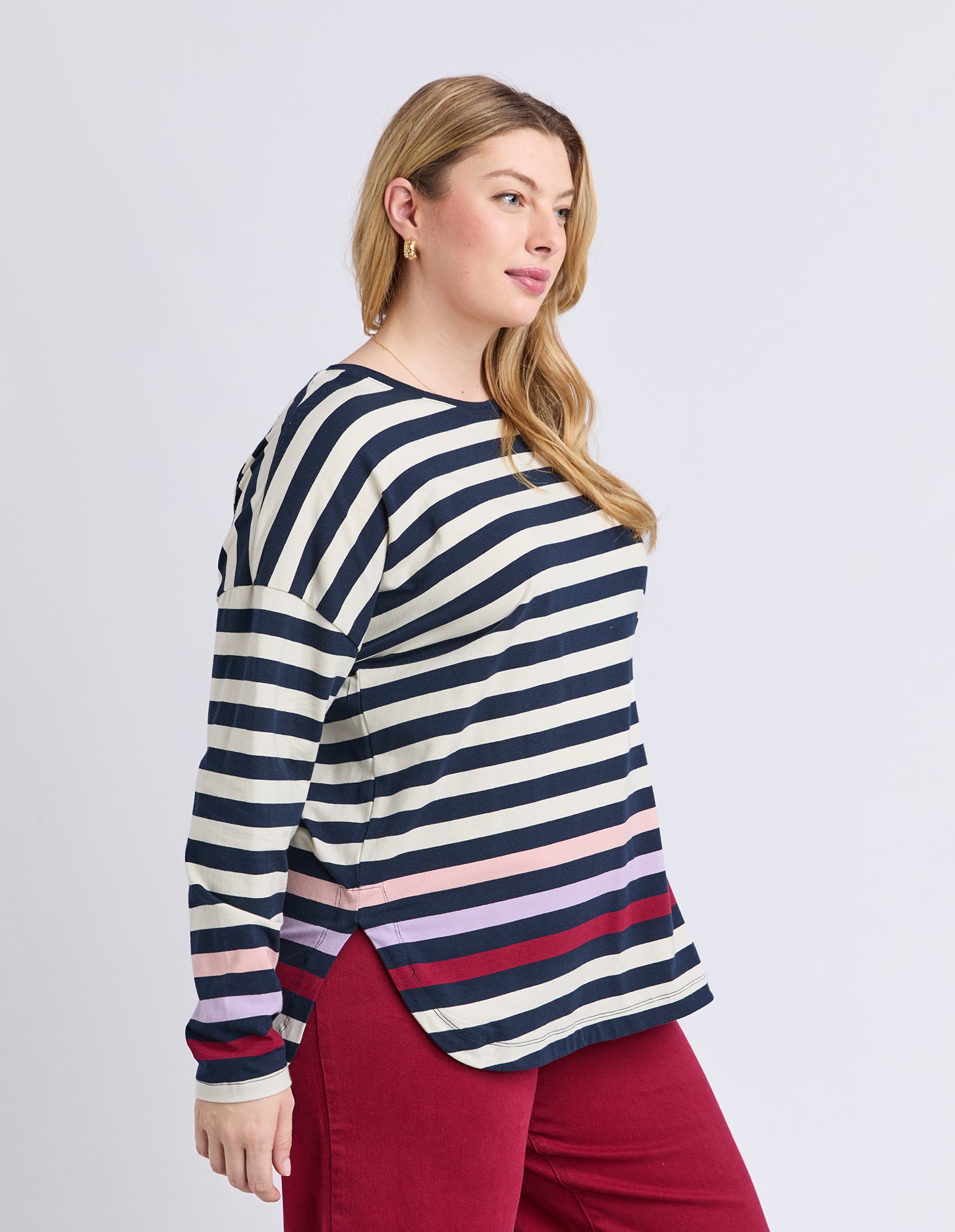 8158076.NAVY_4_C_1776055044000