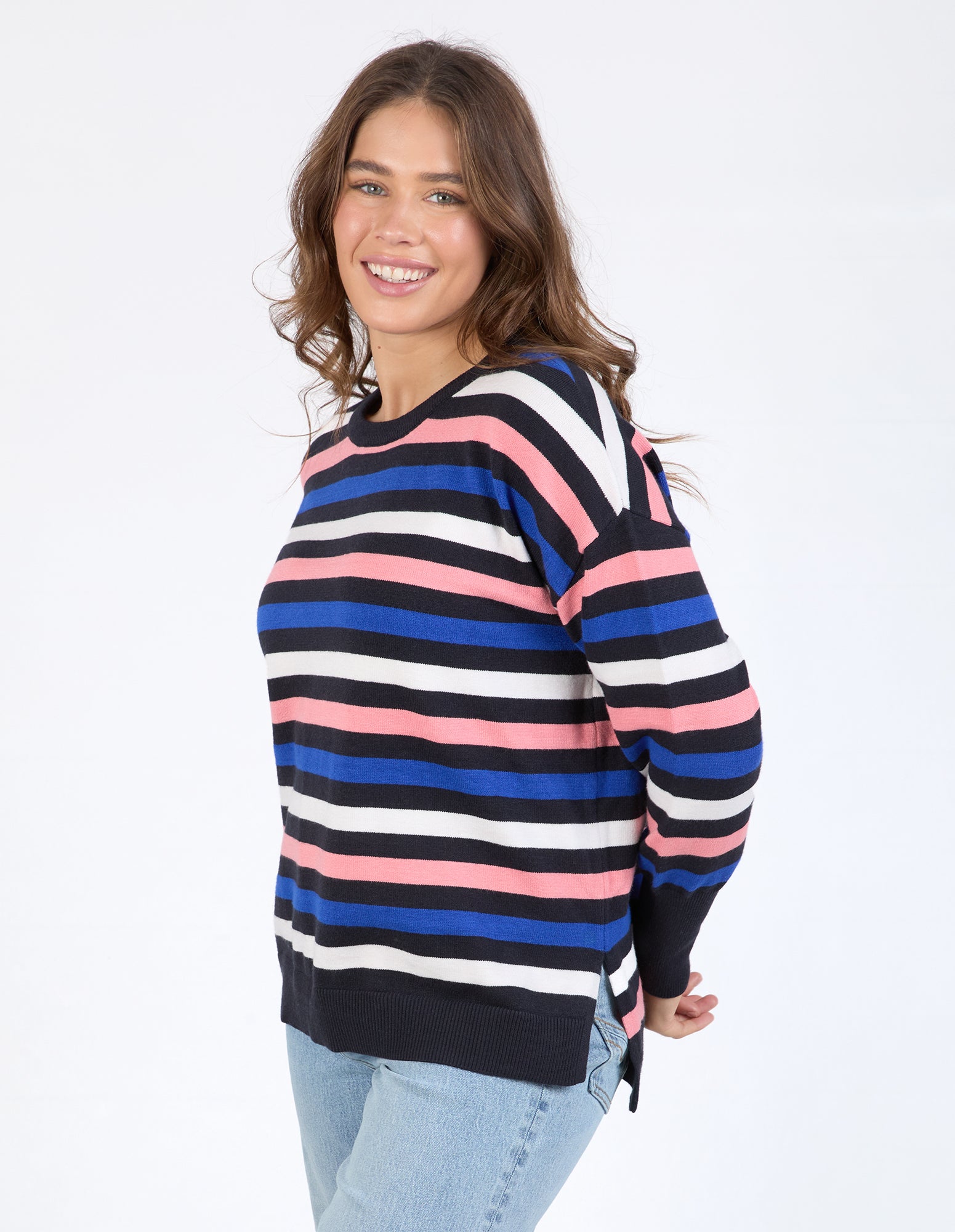 8159006.NAVY_4_1743025318000