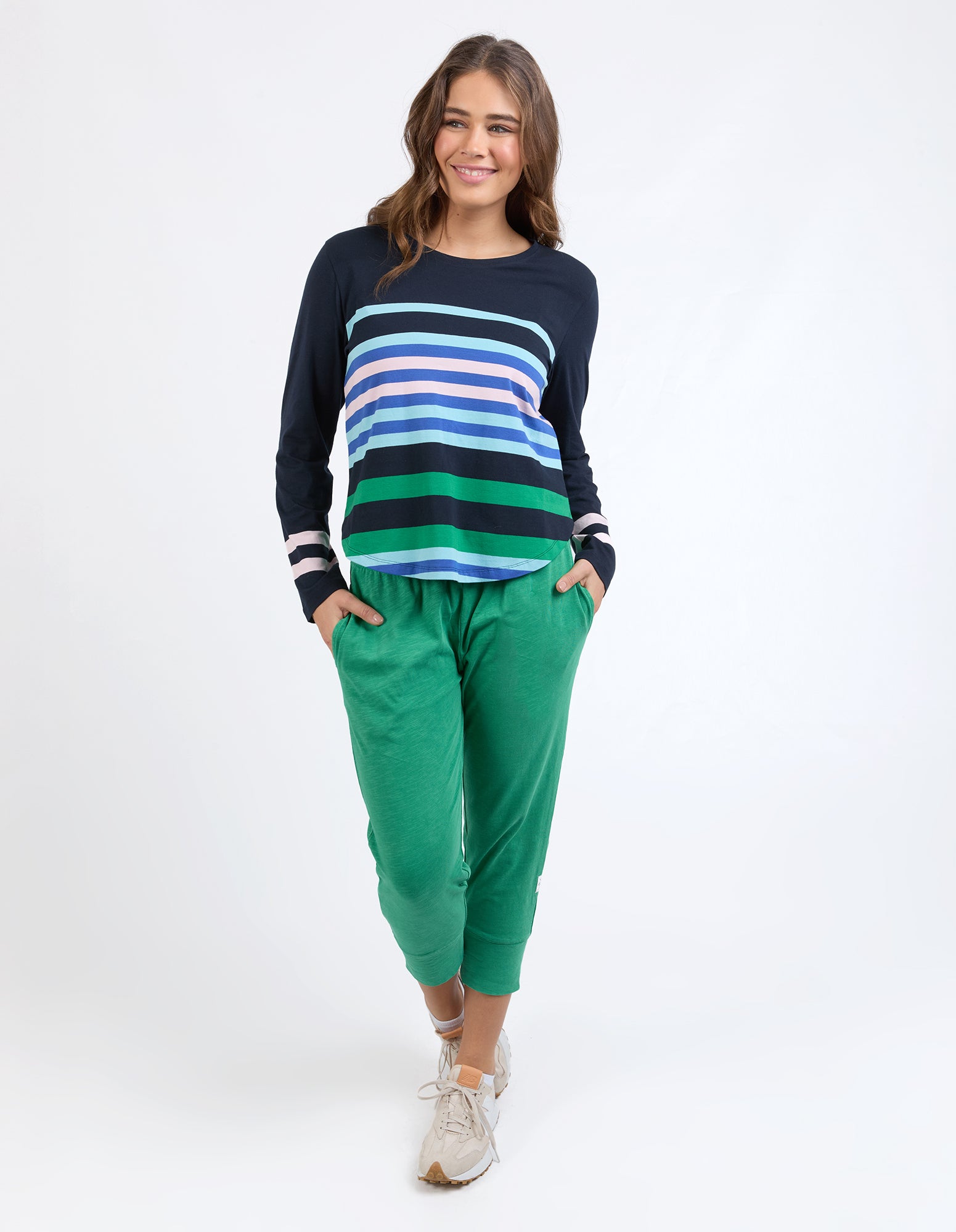8159079.NAVY_2_1743025176000