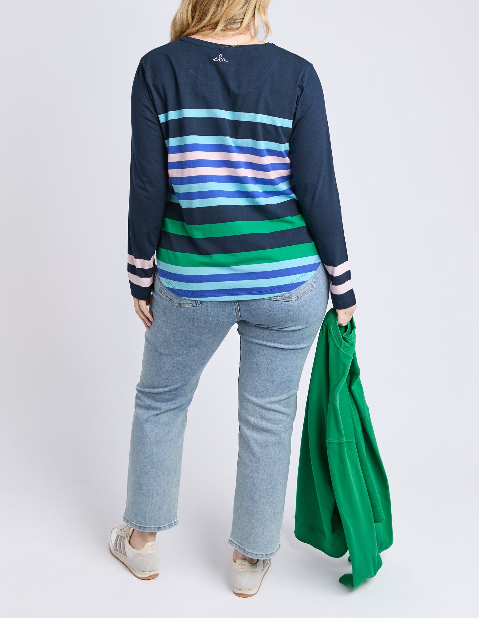 8159079.NAVY_3_C_1750638795000