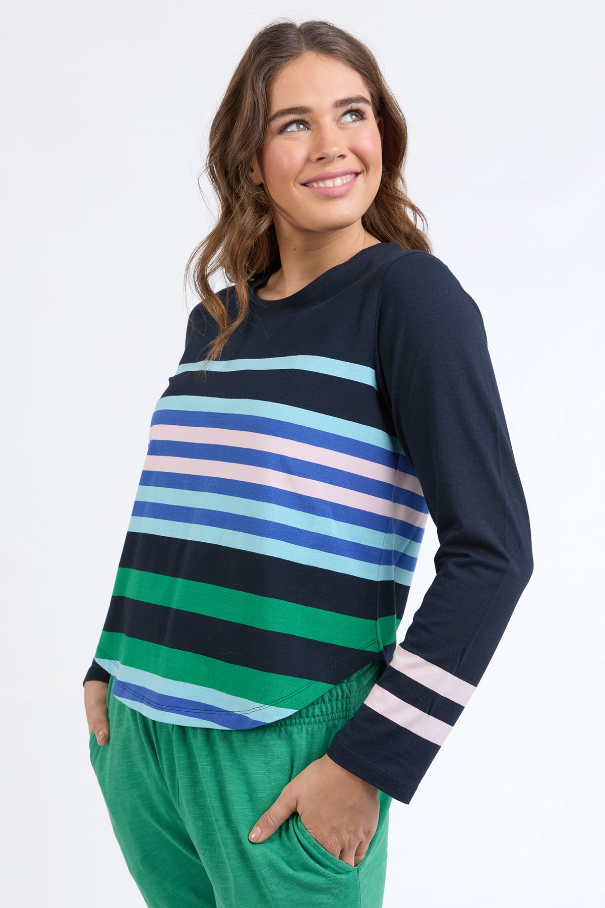 8159079.NAVY_4_1743025177000