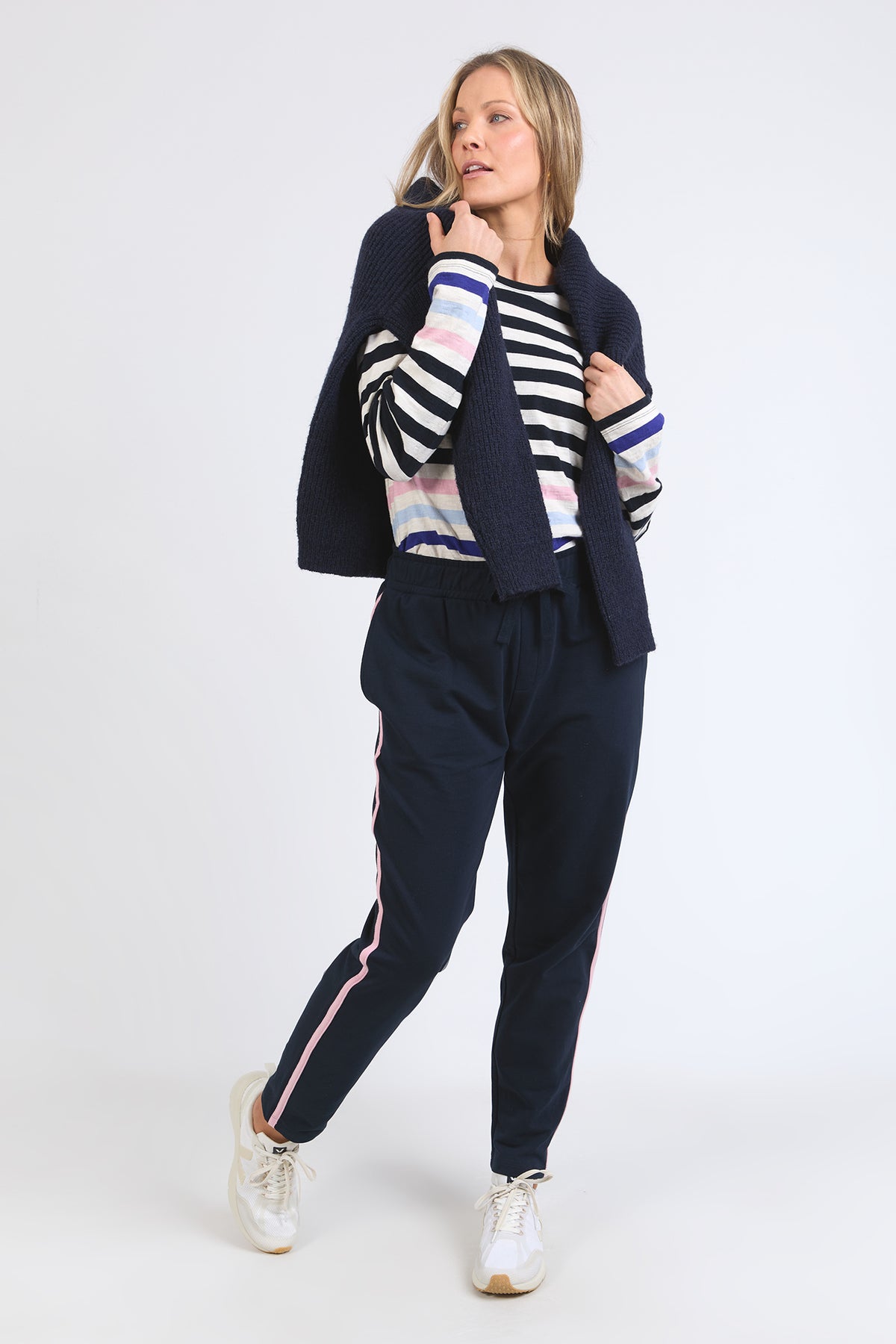 8159104.NAVY_2_1742955378000