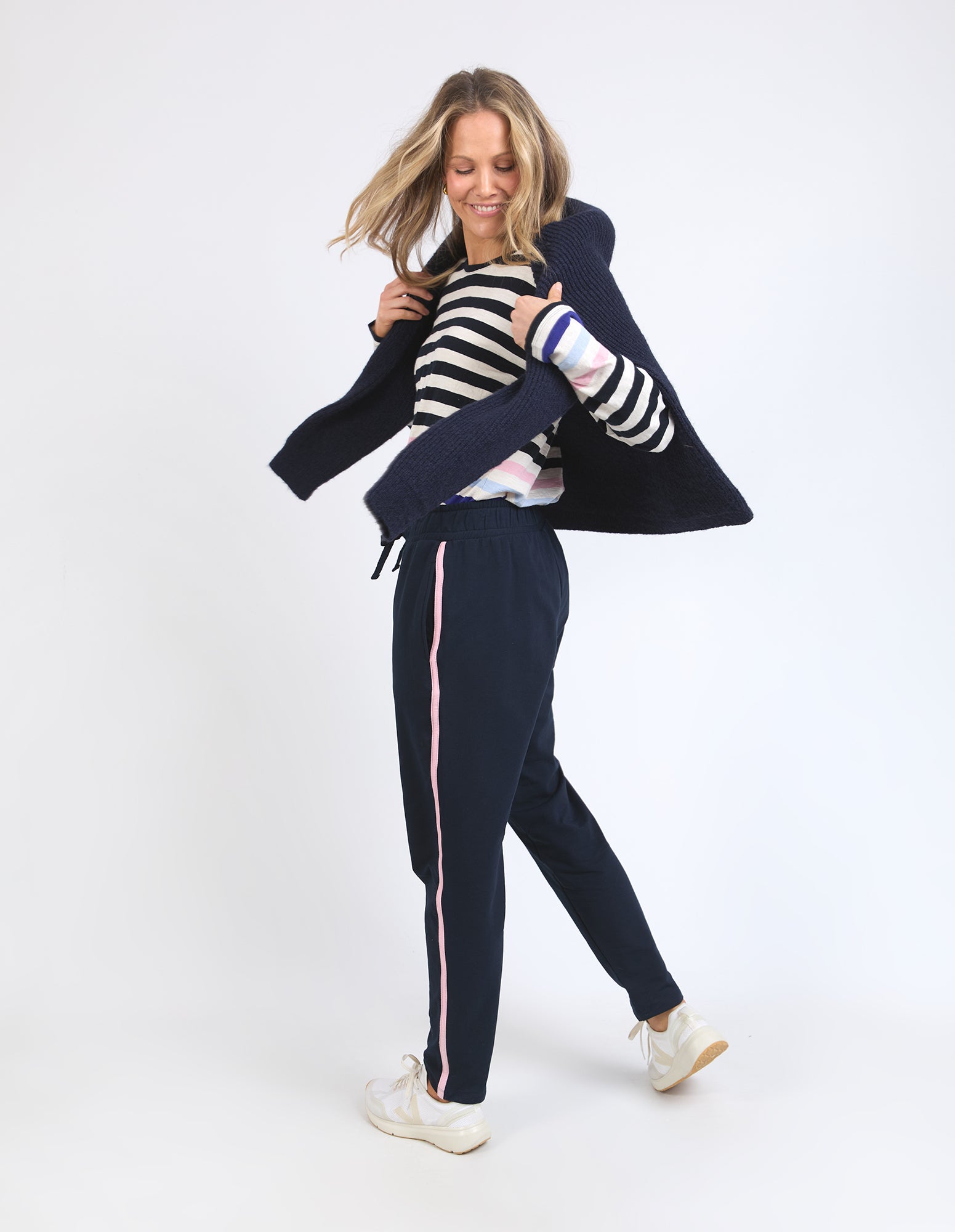 8159104.NAVY_3_1742955379000