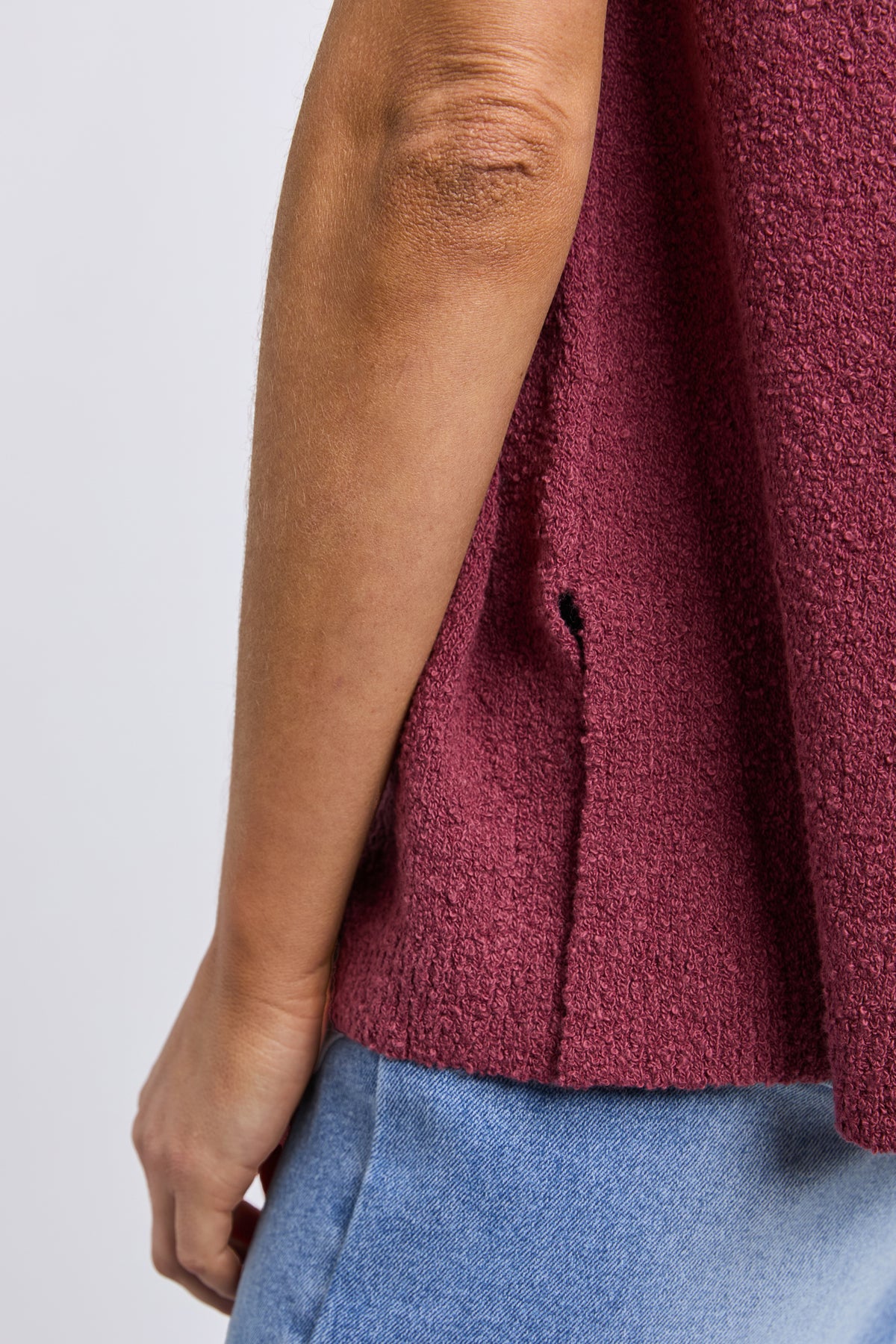 Bowie Knit Vest Plum