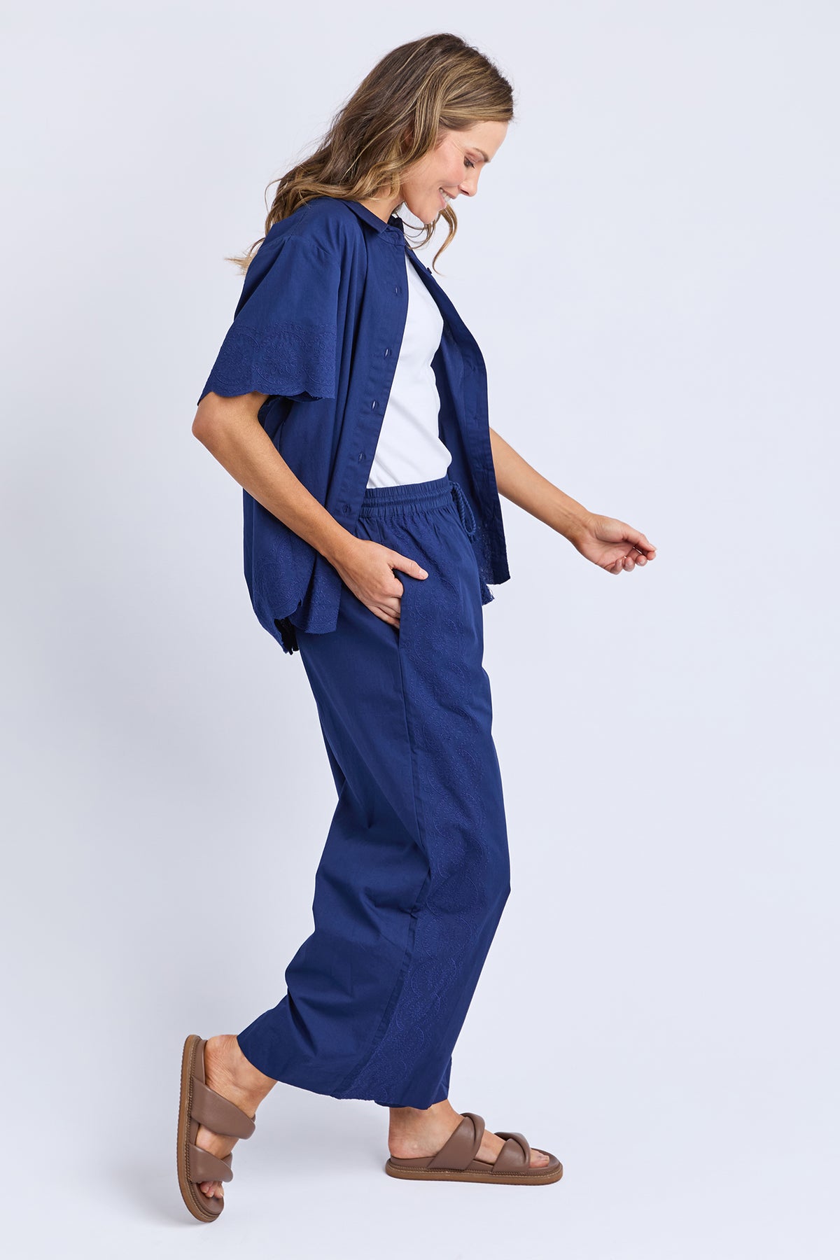 Odette Broderie Shirt Blu Depth Yrdage Prt