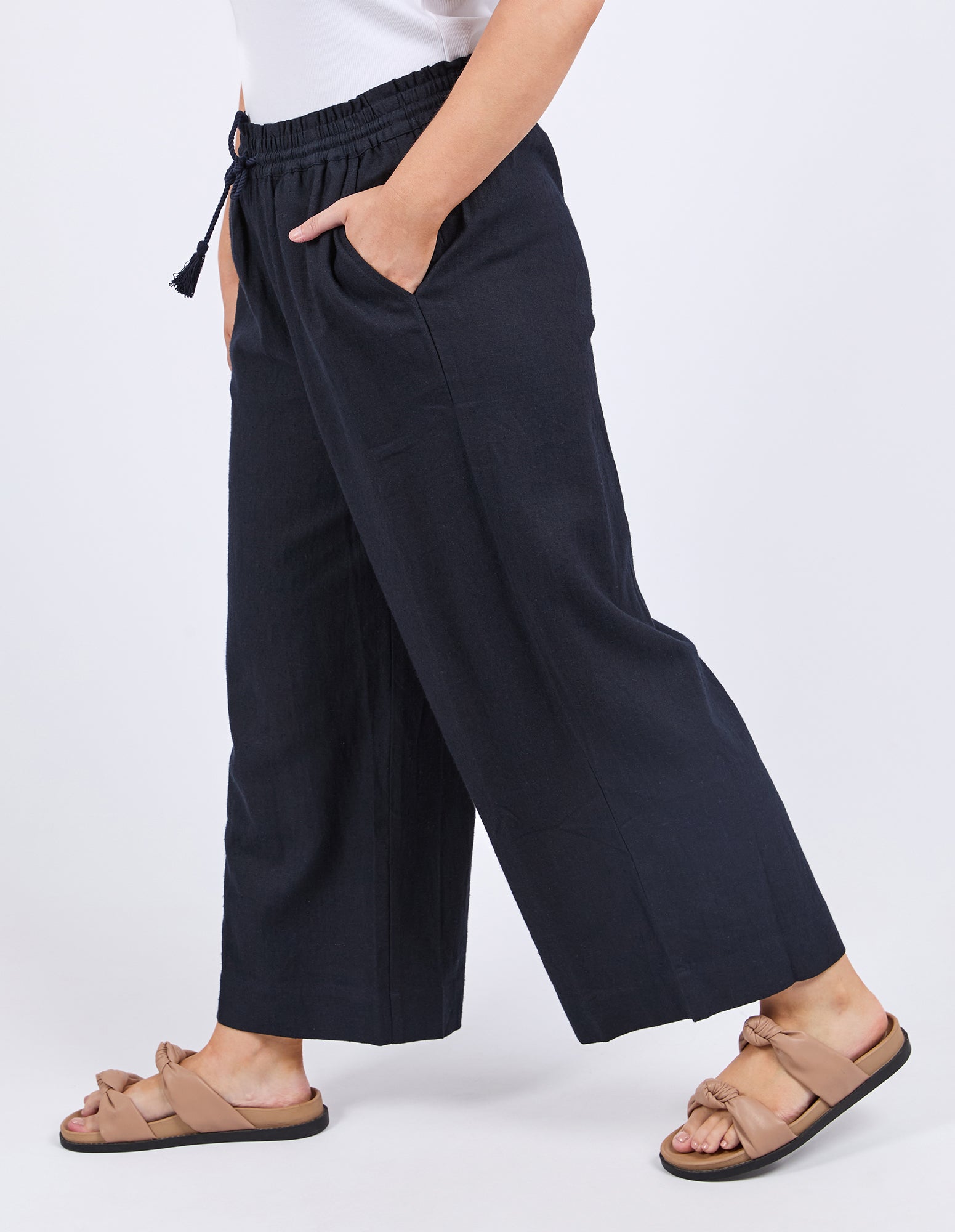 8168031.NAVY_4_1751513820000