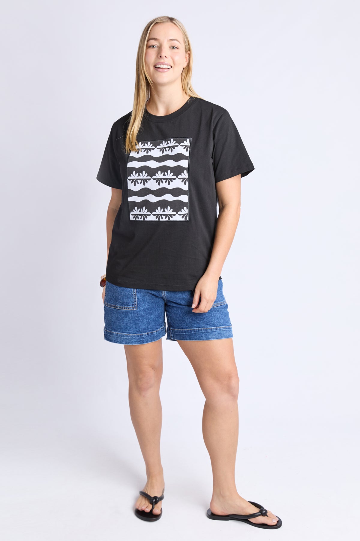 Casa Tee Black