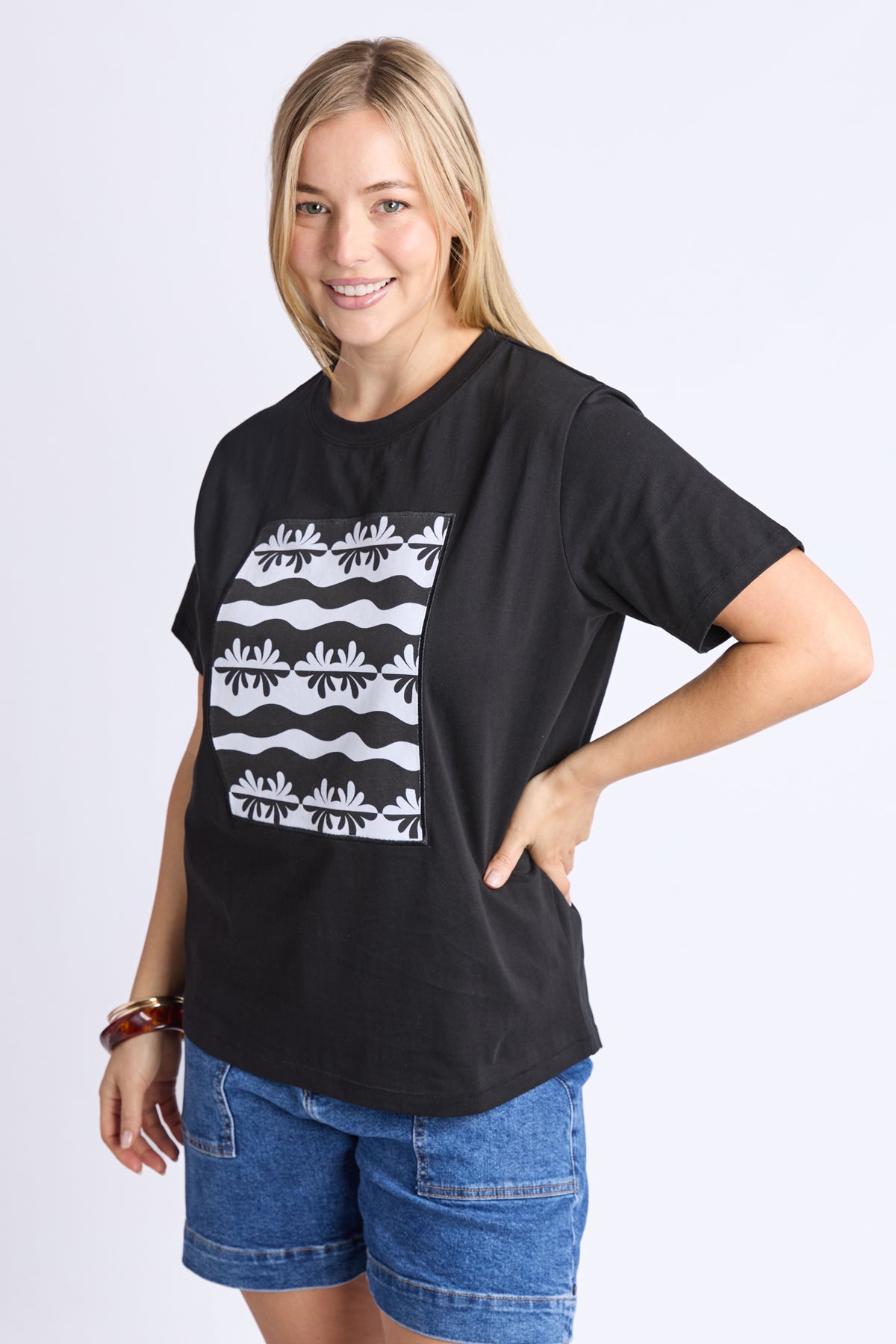 Casa Tee Black