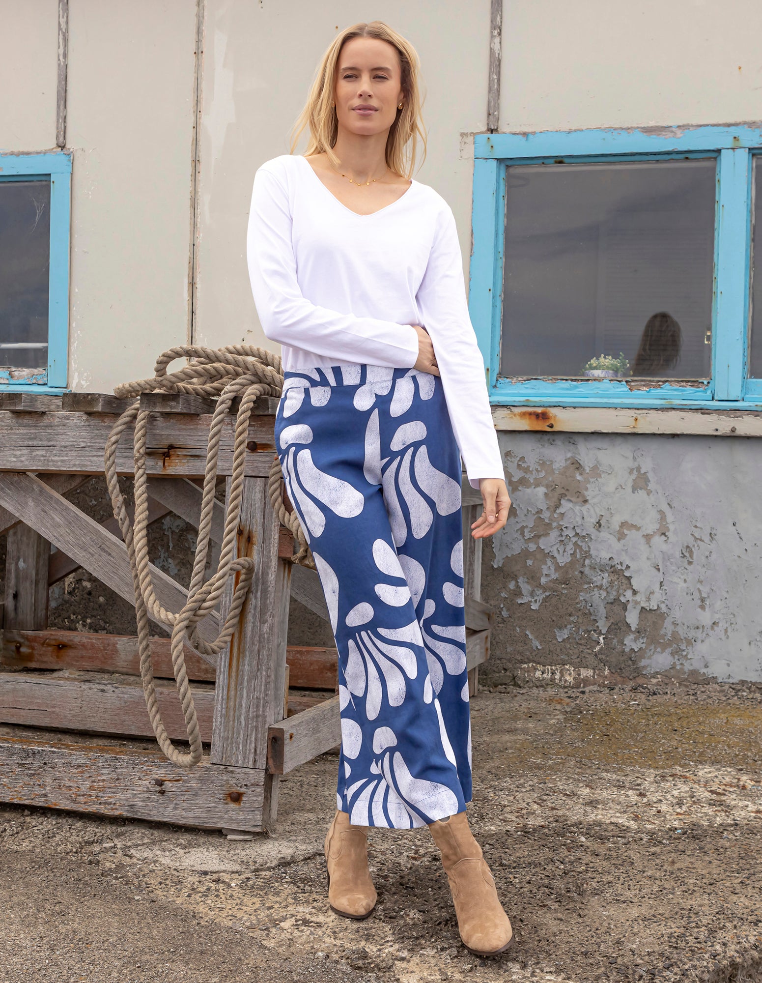 Celeste Pant Classic Navy Print