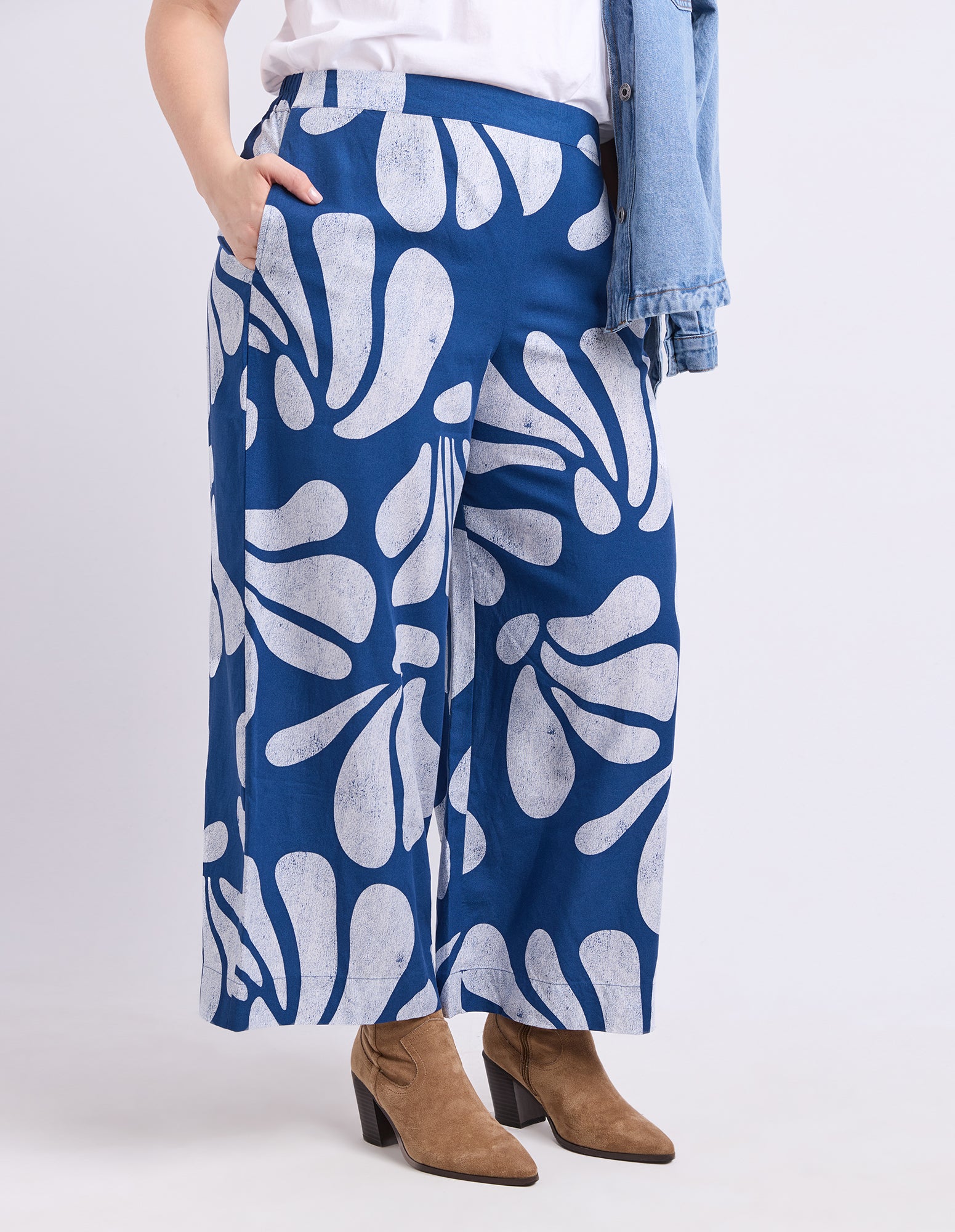 Celeste Pant Classic Navy Print