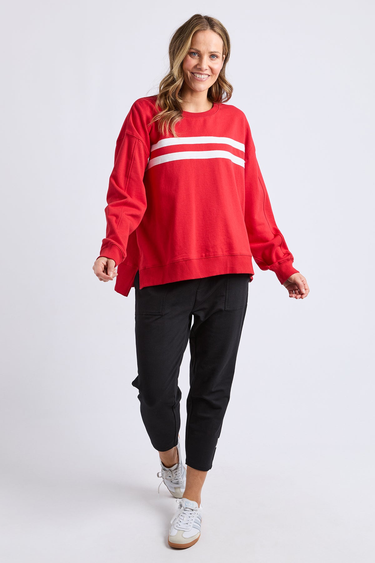 Amelie Crew Cranberry