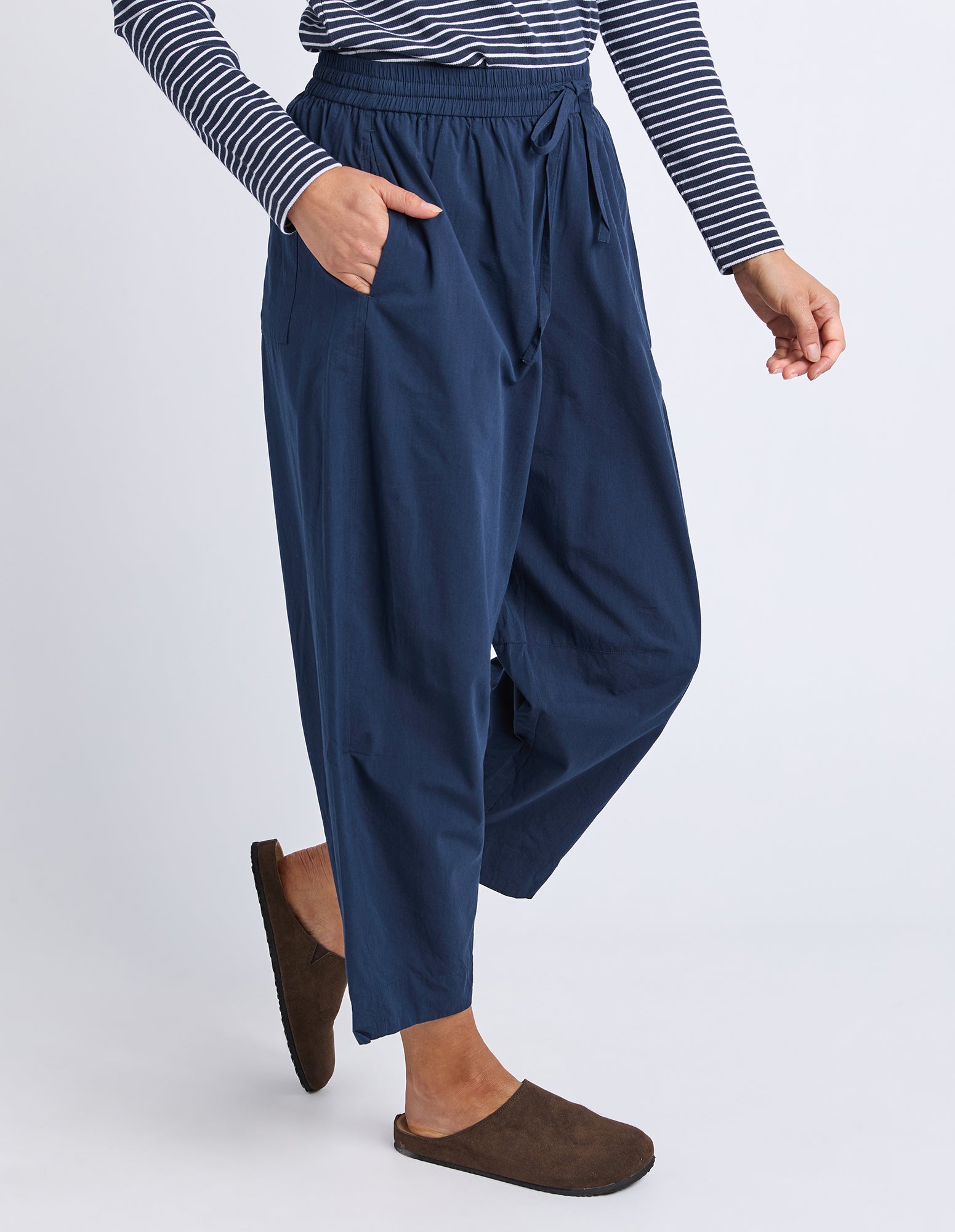 Drift Barrel Pant Navy