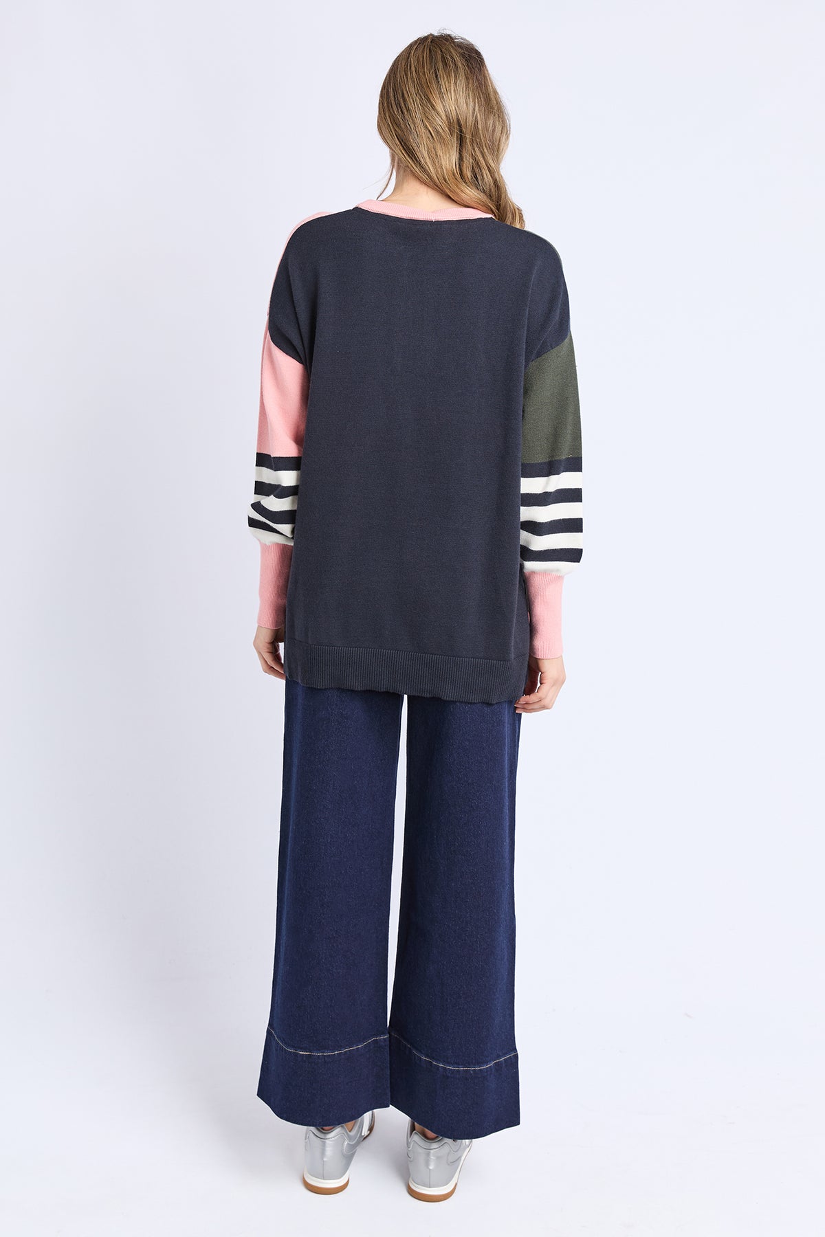 8178002.NAVY_3_1776054795000
