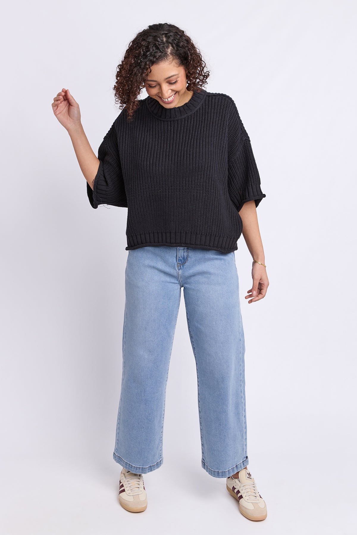 Luela Short Sleeve Knit Black