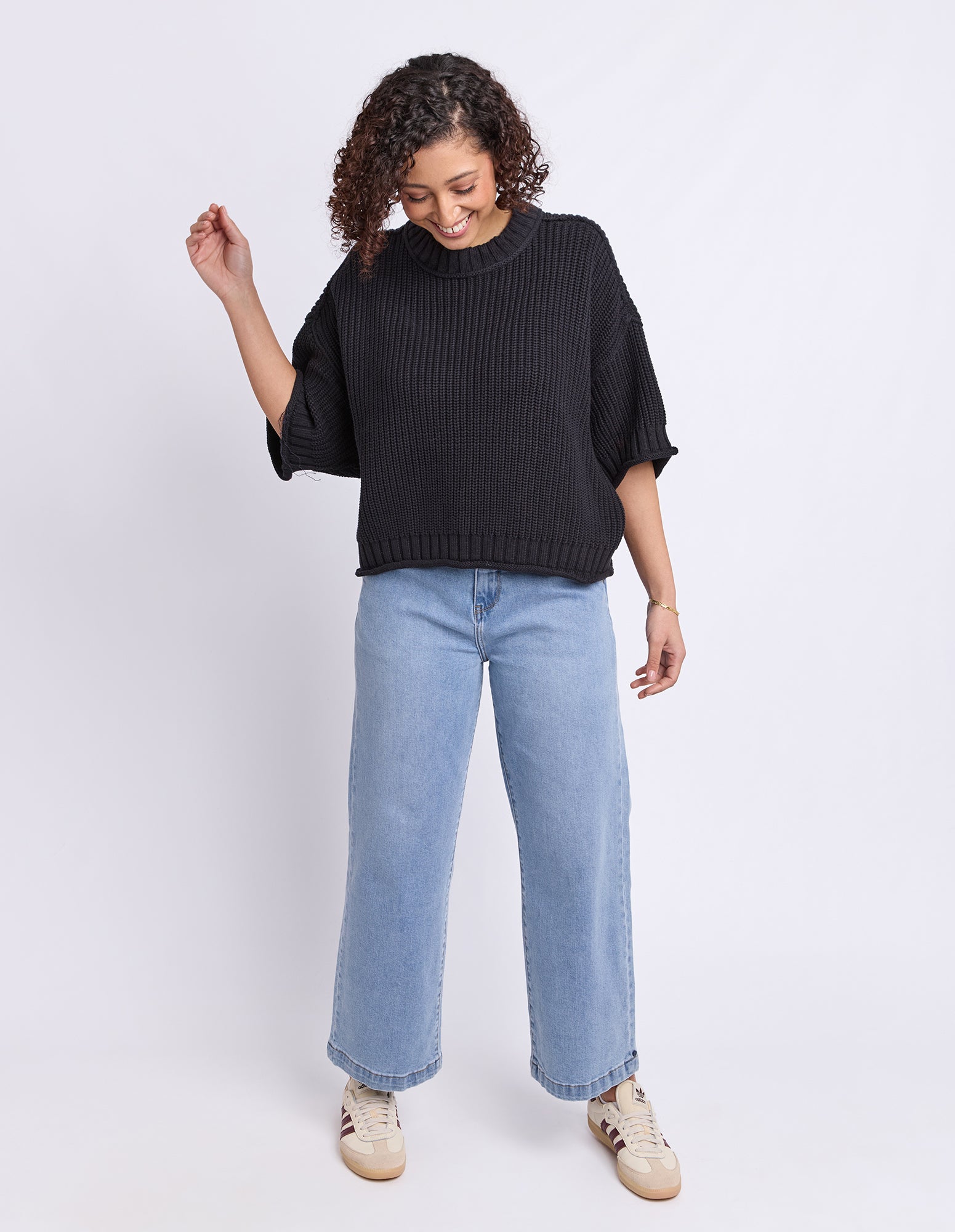 Luela Short Sleeve Knit Black