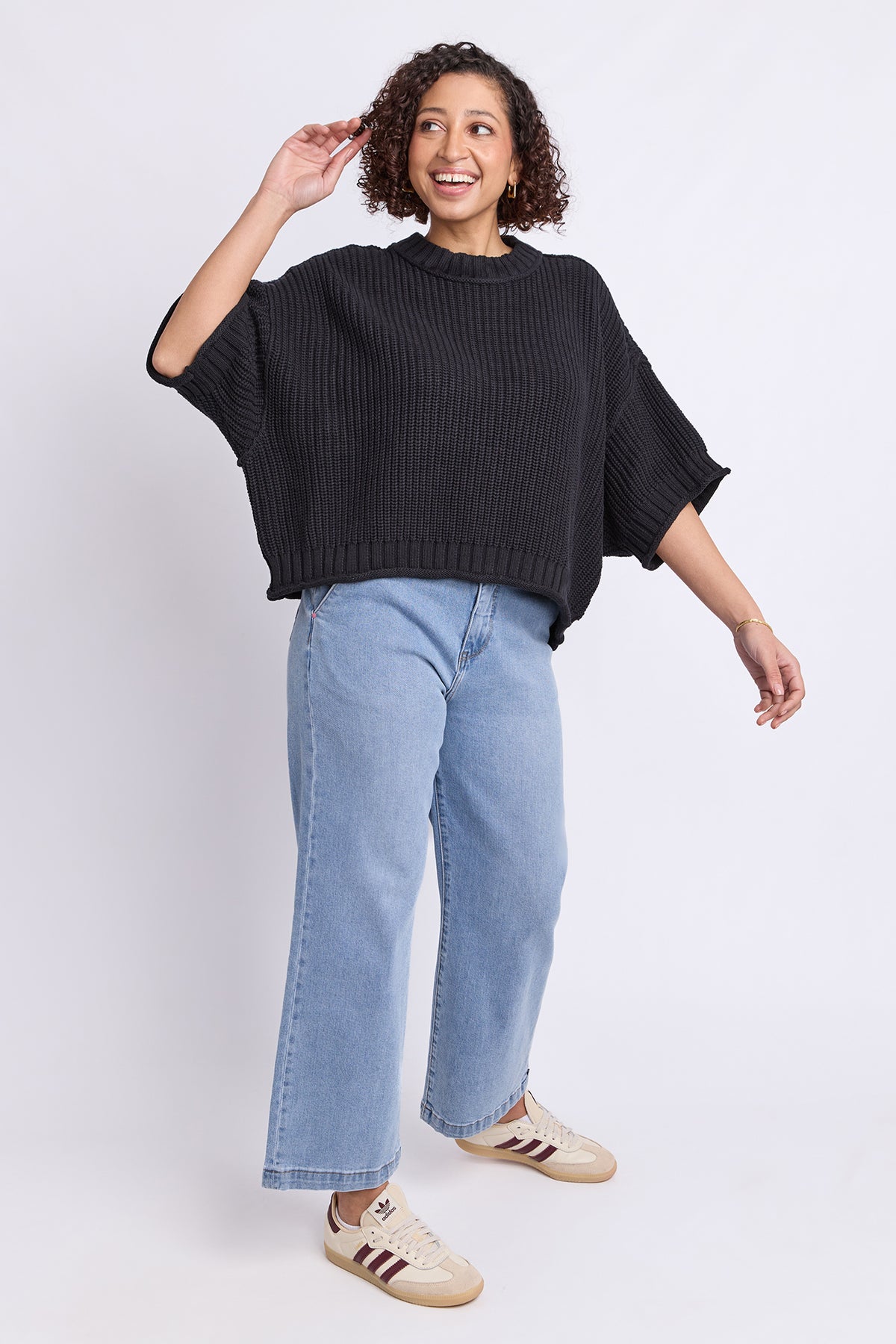 Luela Short Sleeve Knit Black