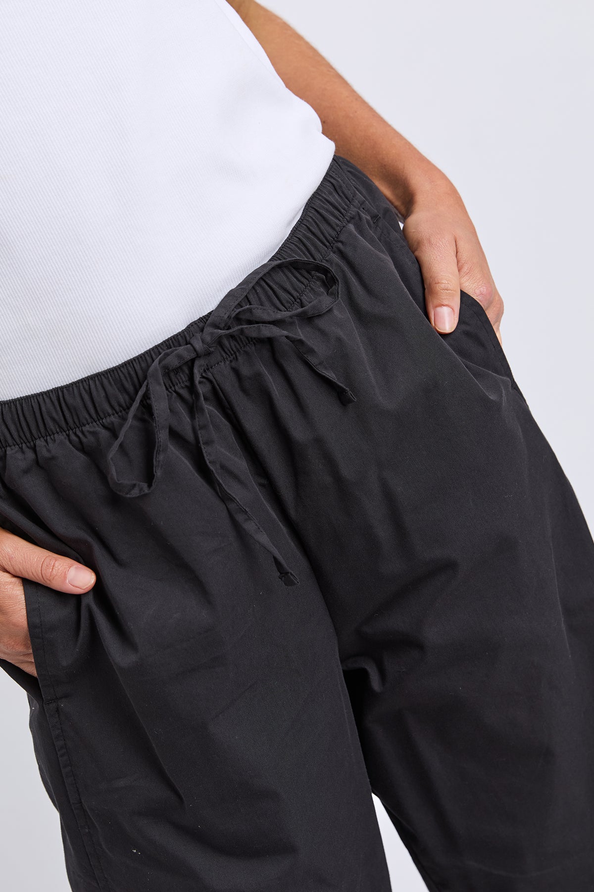 Lund Barrel Leg Pant Black