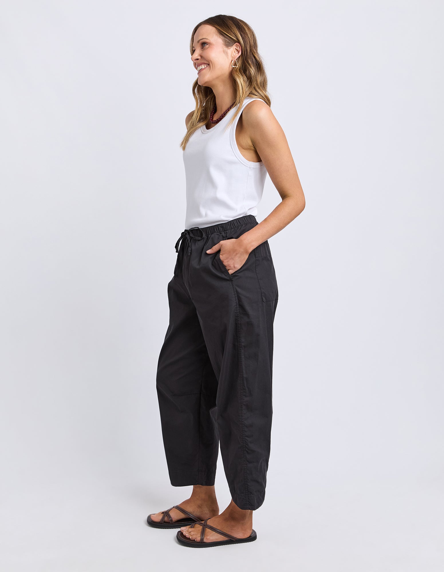 Lund Barrel Leg Pant Black