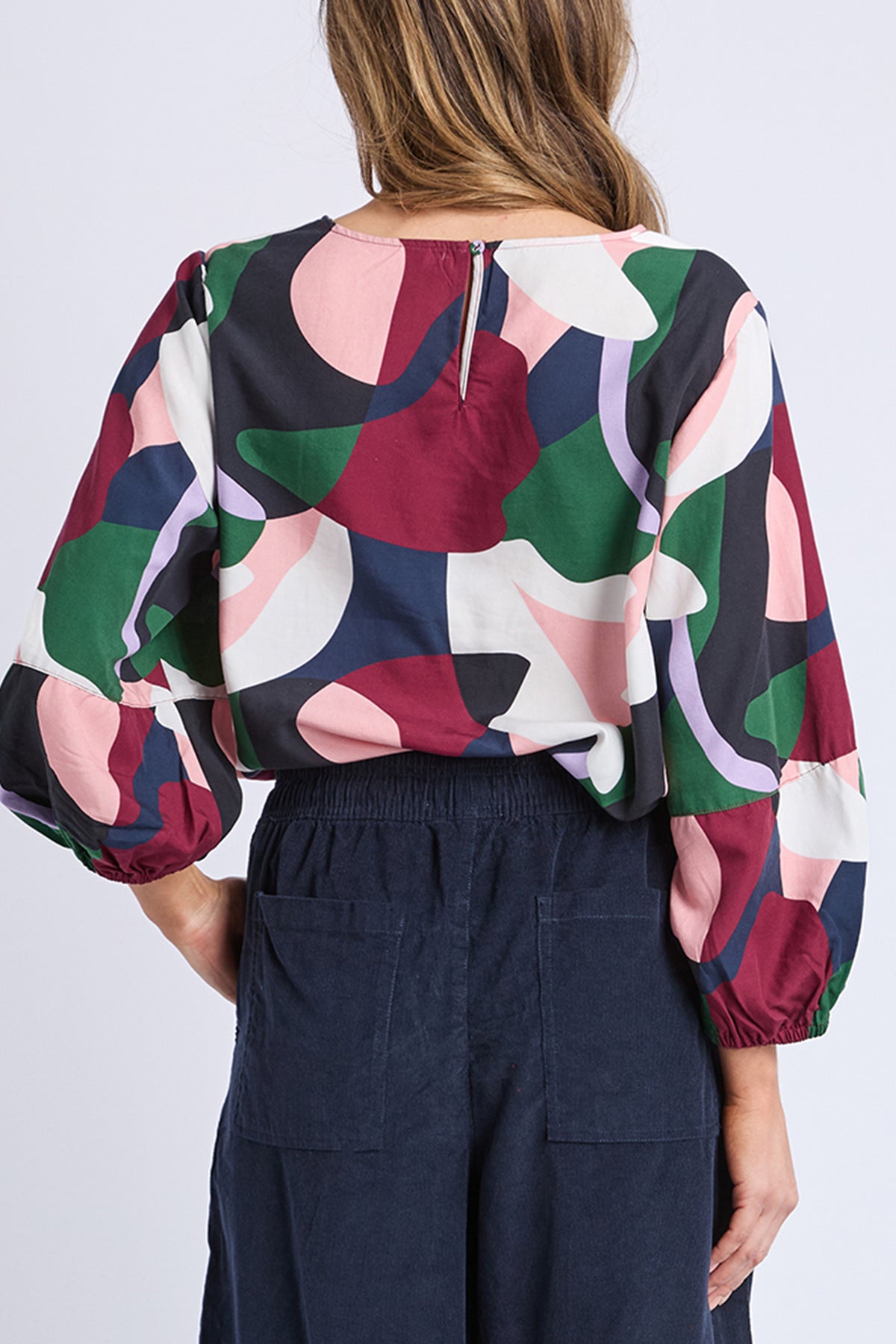 8178025.NAVY_3_1776054955000