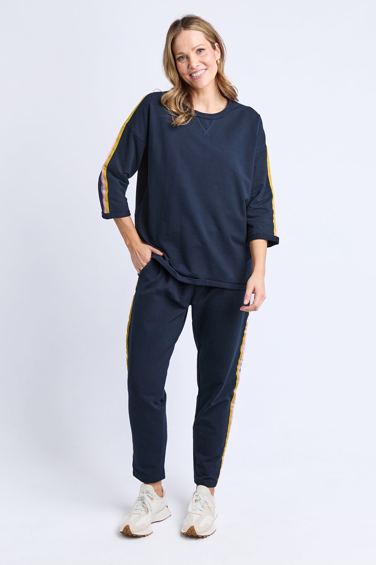 8178063.NAVY_2_1776054800000