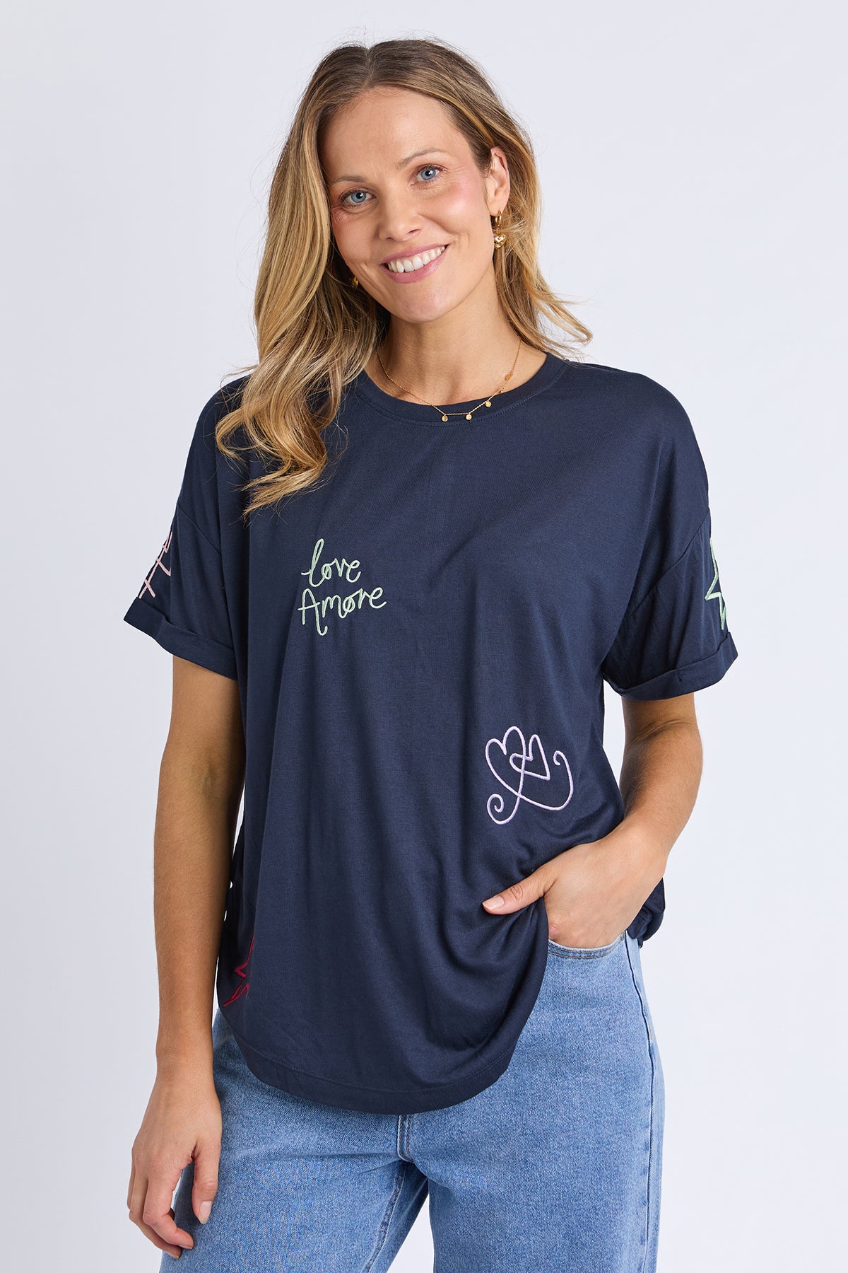 Noor Tee Navy