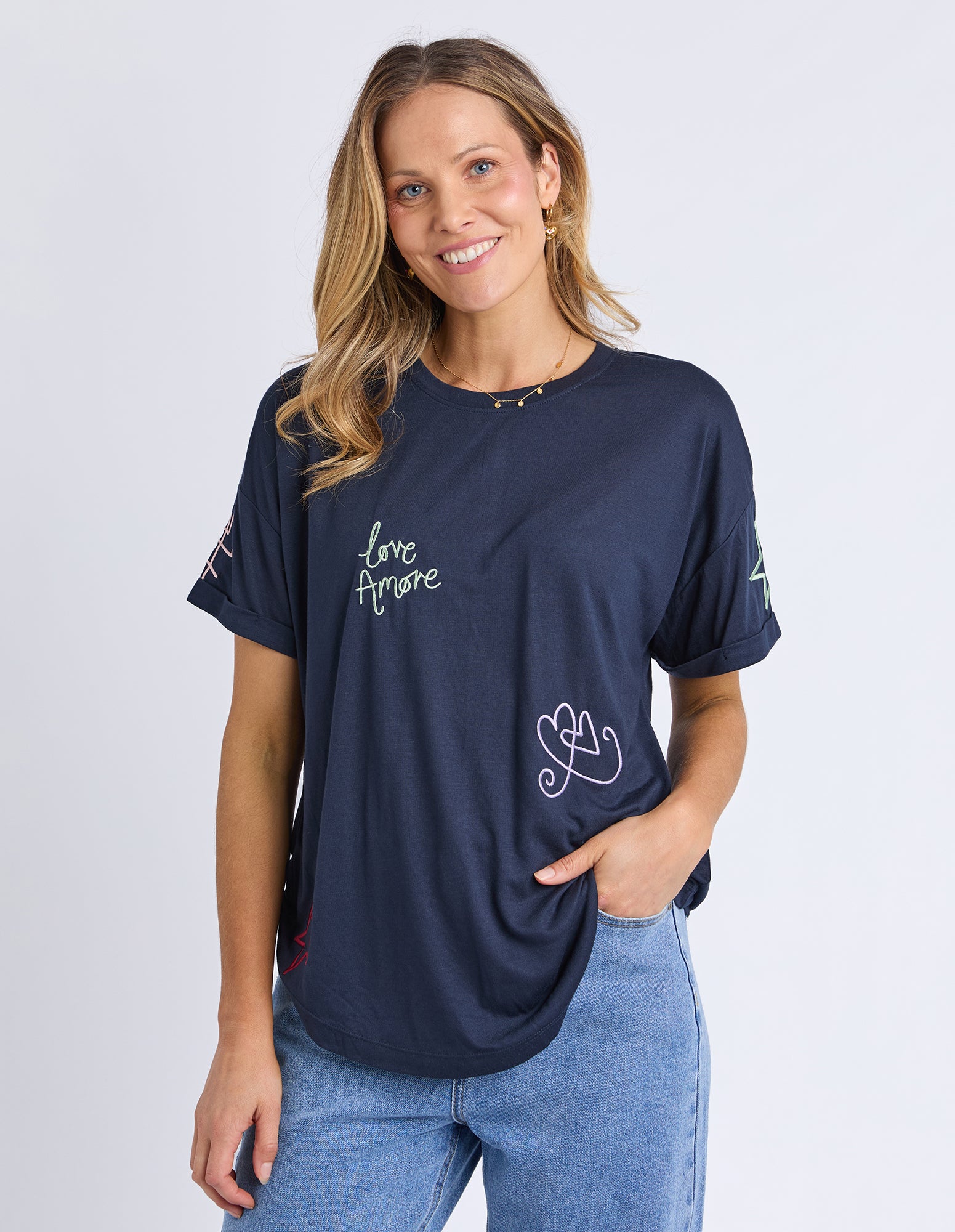 Noor Tee Navy