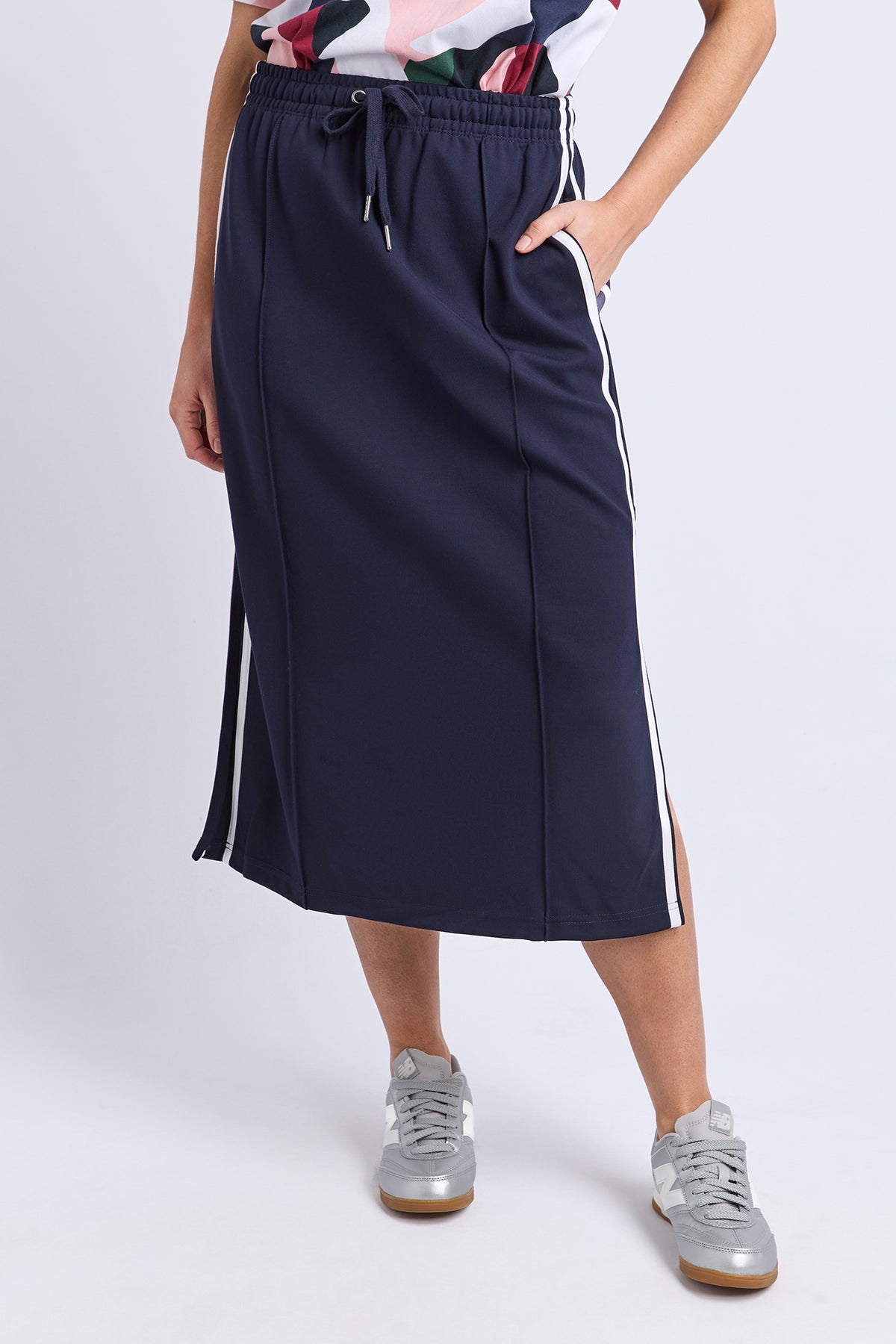 8178075.NAVY_1_1776054868000