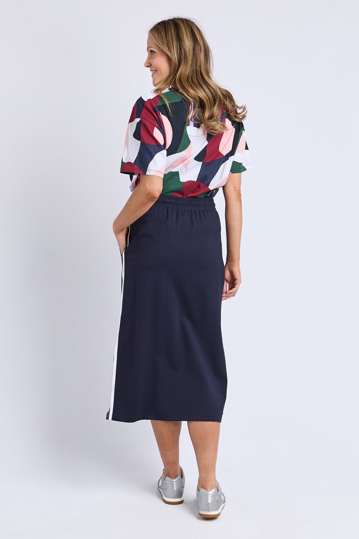 8178075.NAVY_3_1776054869000