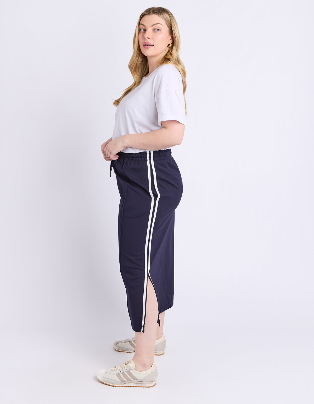 8178075.NAVY_6_C_1778199959000