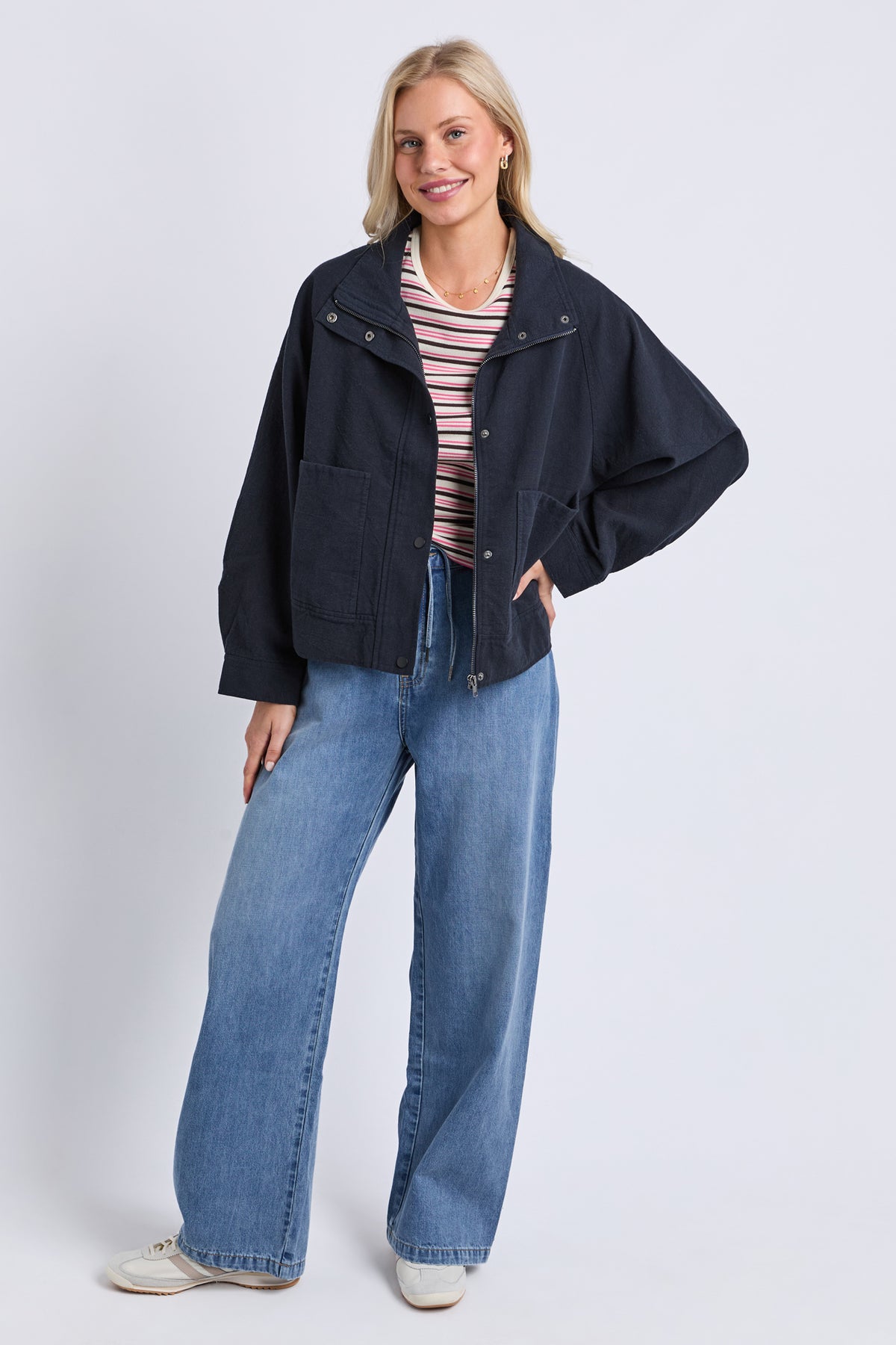 8188006.NAVY_2_1782781870000