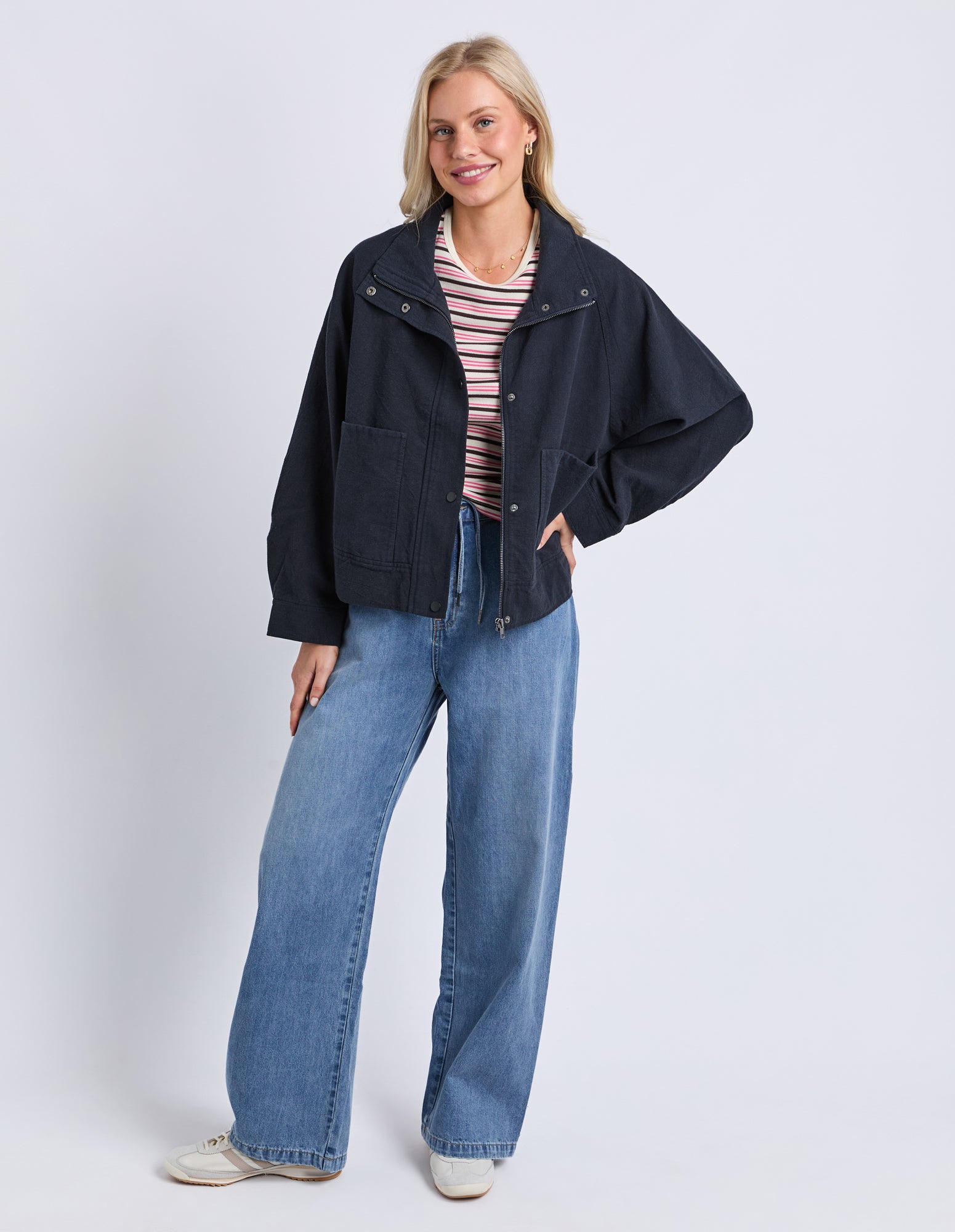 8188006.NAVY_2_1782781870000