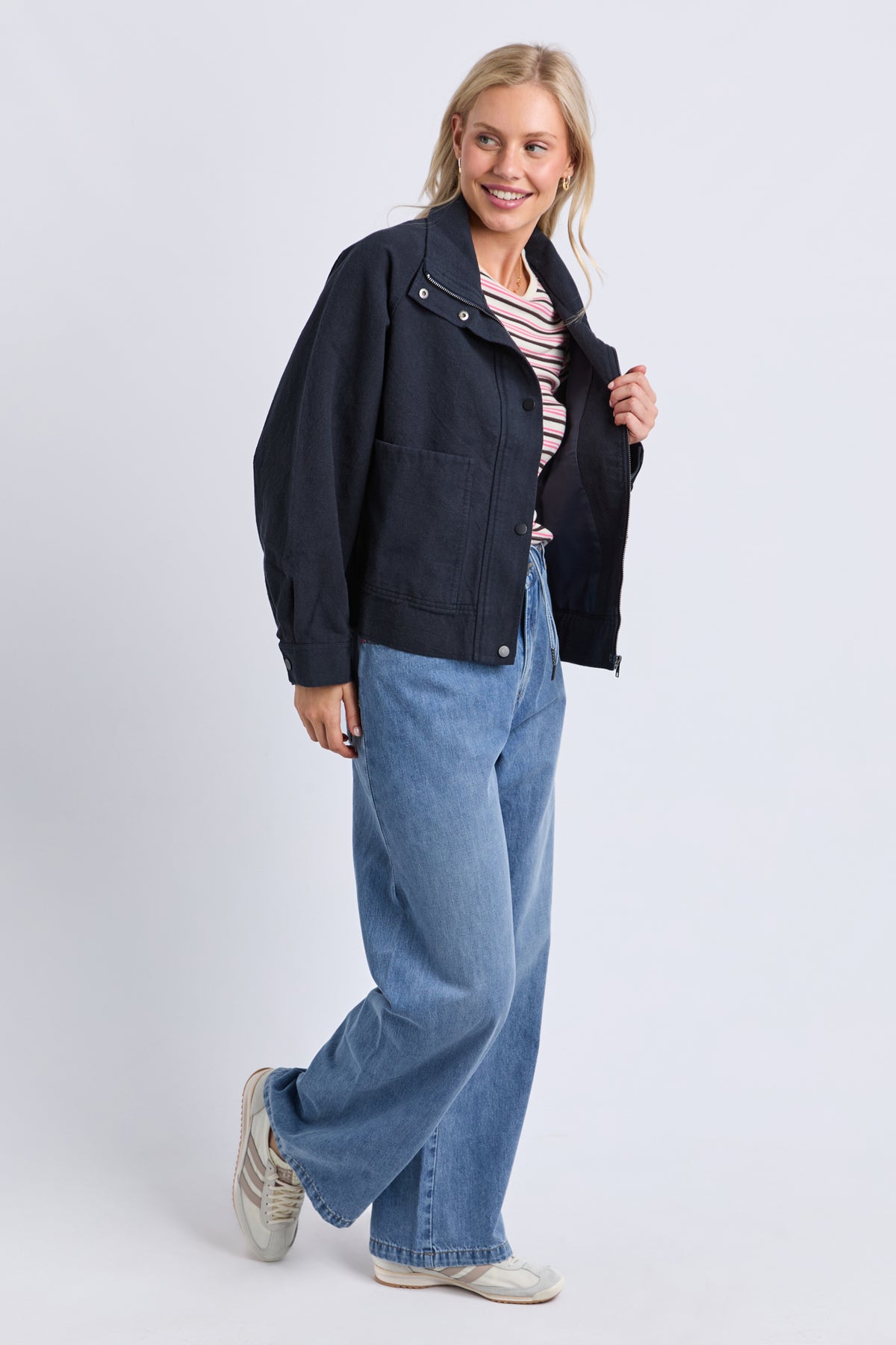 8188006.NAVY_6_1782781869000