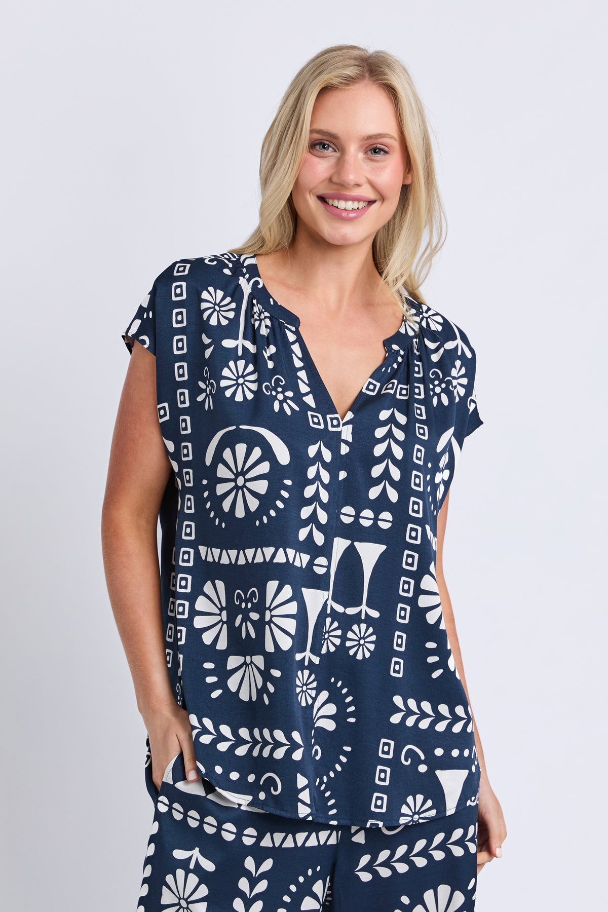8188010.NAVY_1_1782781699000