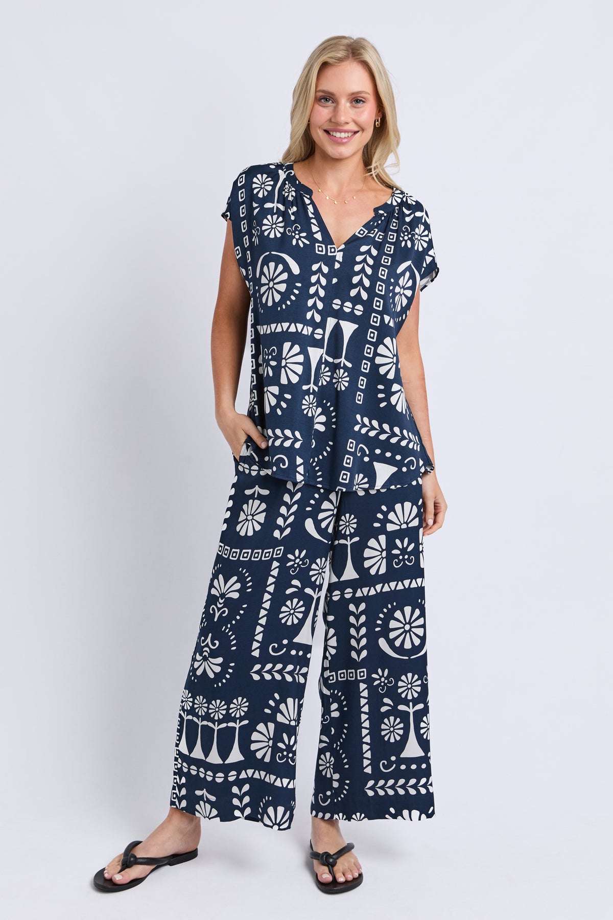 8188010.NAVY_2_1782781699000