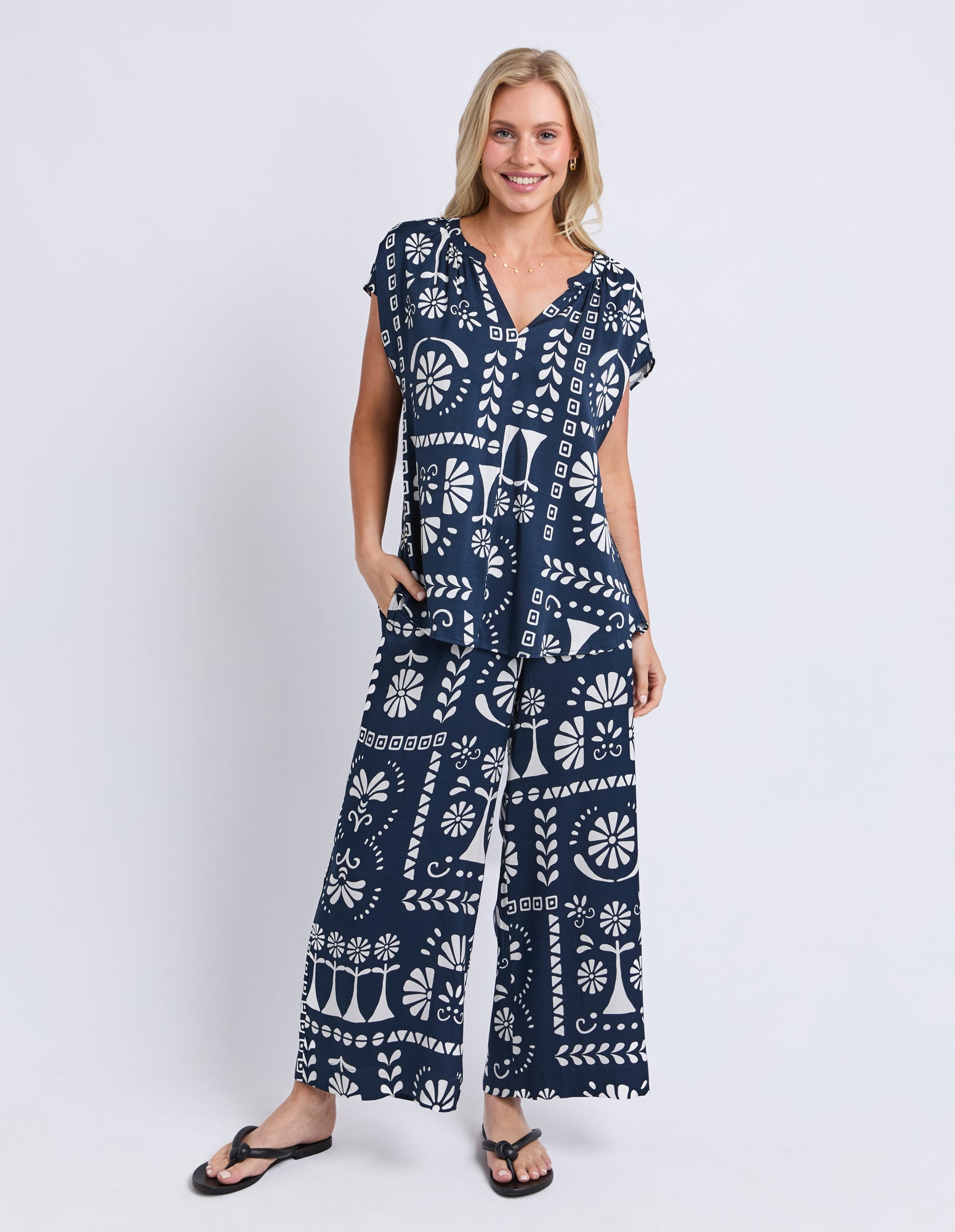 8188010.NAVY_2_1782781699000