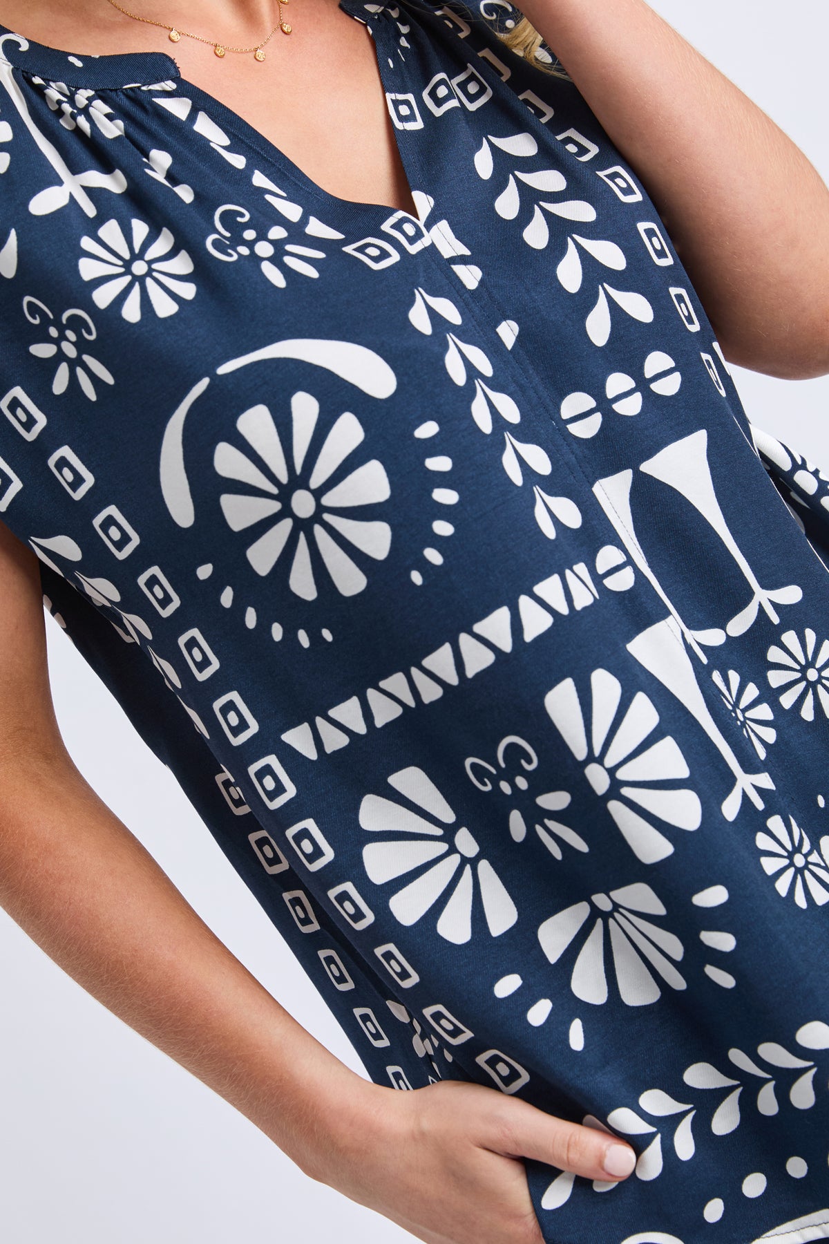 8188010.NAVY_5_1782781700000