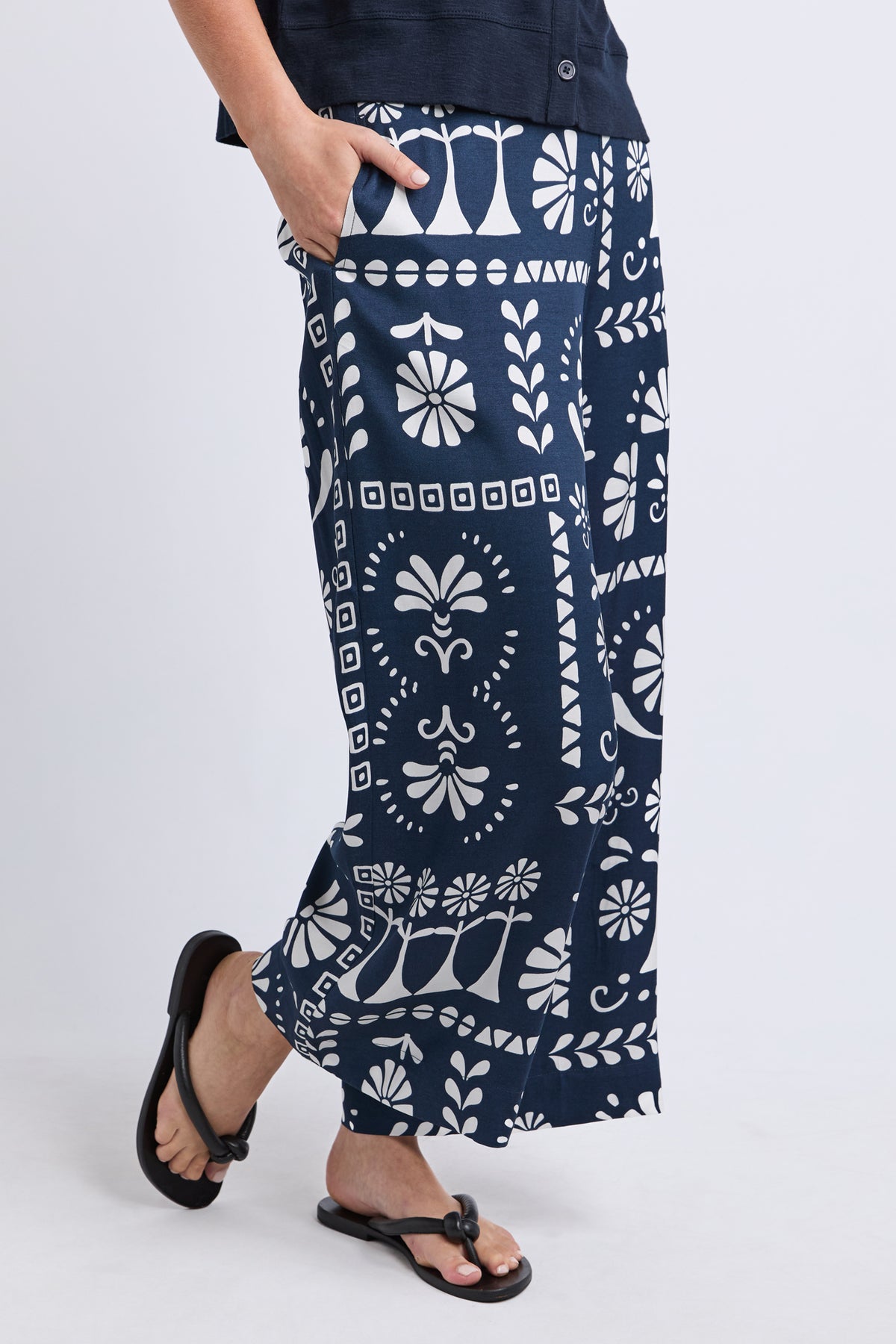 8188011.NAVY_4_1782781762000