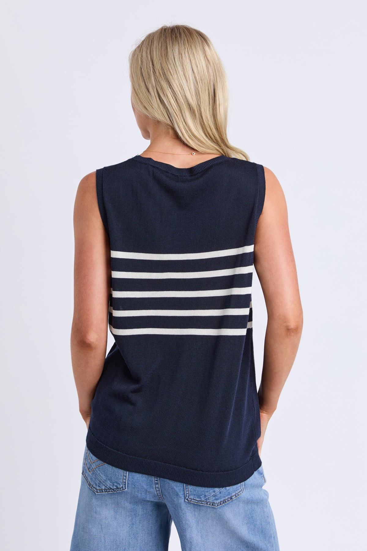 8188037.NAVY_3_1782781718000