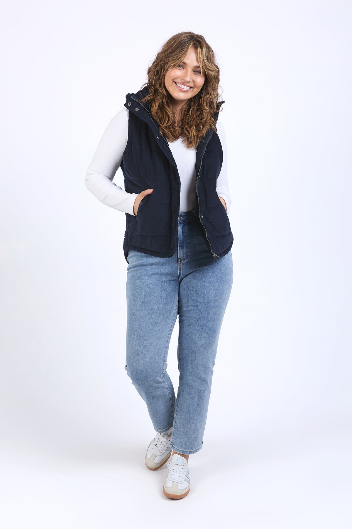 Cord Puffer Vest Dark Sapphire