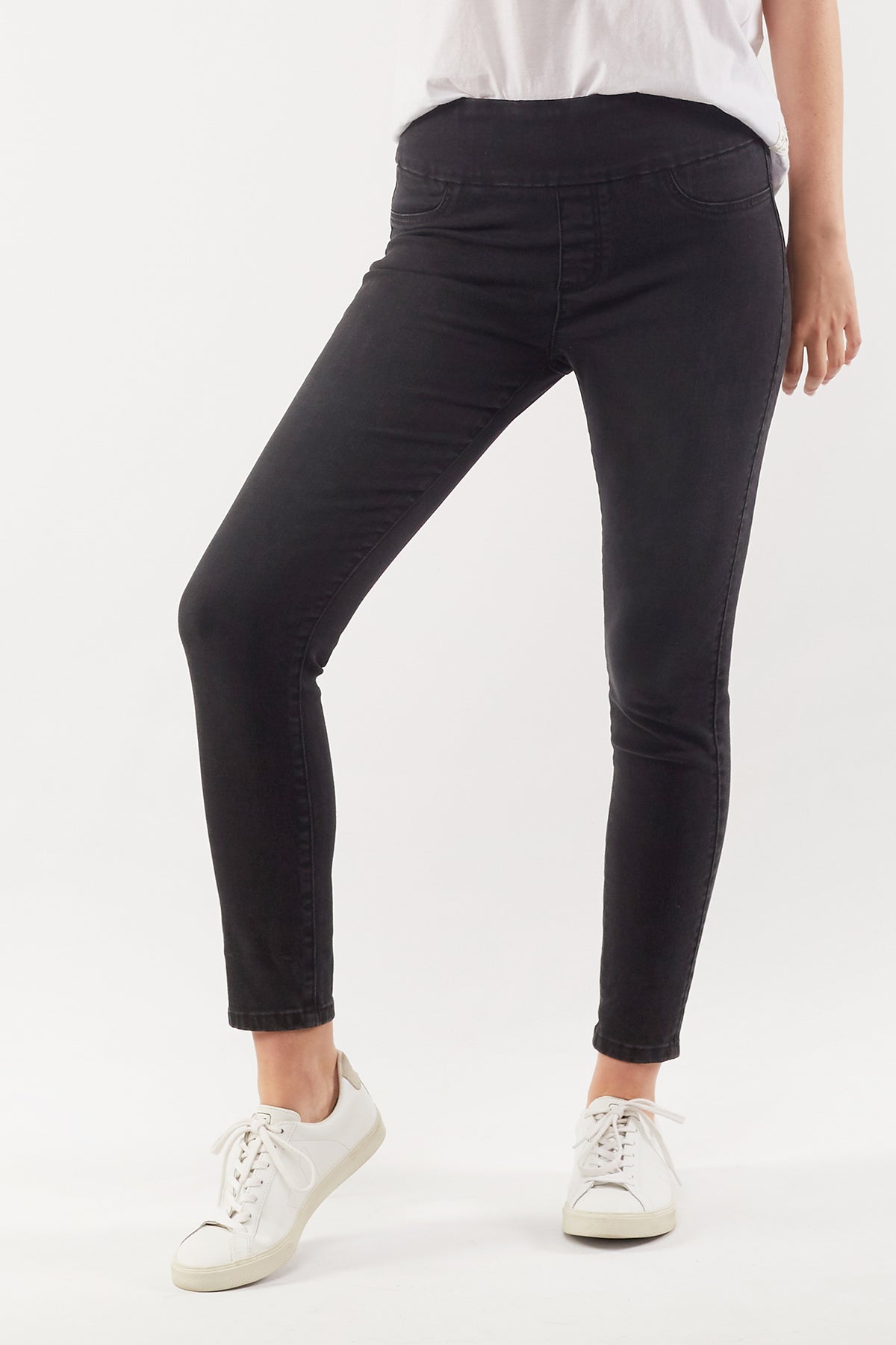 Lenny Stretch Washed Black